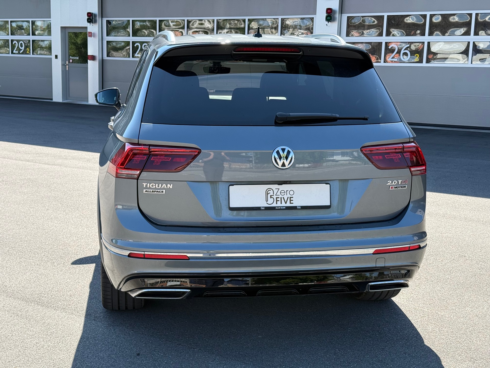 VW Tiguan Allspace 2.0 TDI SCR Highline 4Motion DSG-image-4