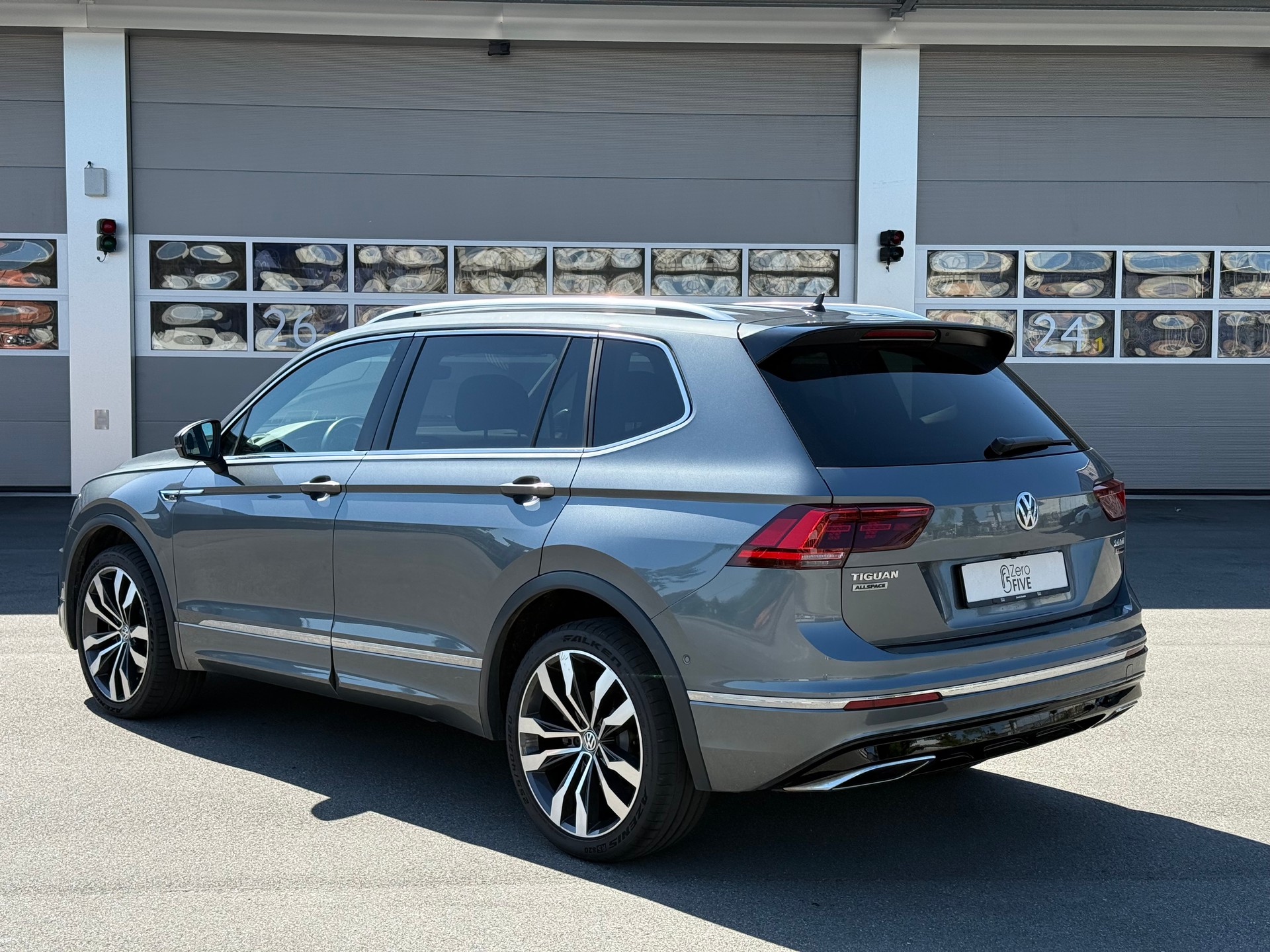 VW Tiguan Allspace 2.0 TDI SCR Highline 4Motion DSG-image-3