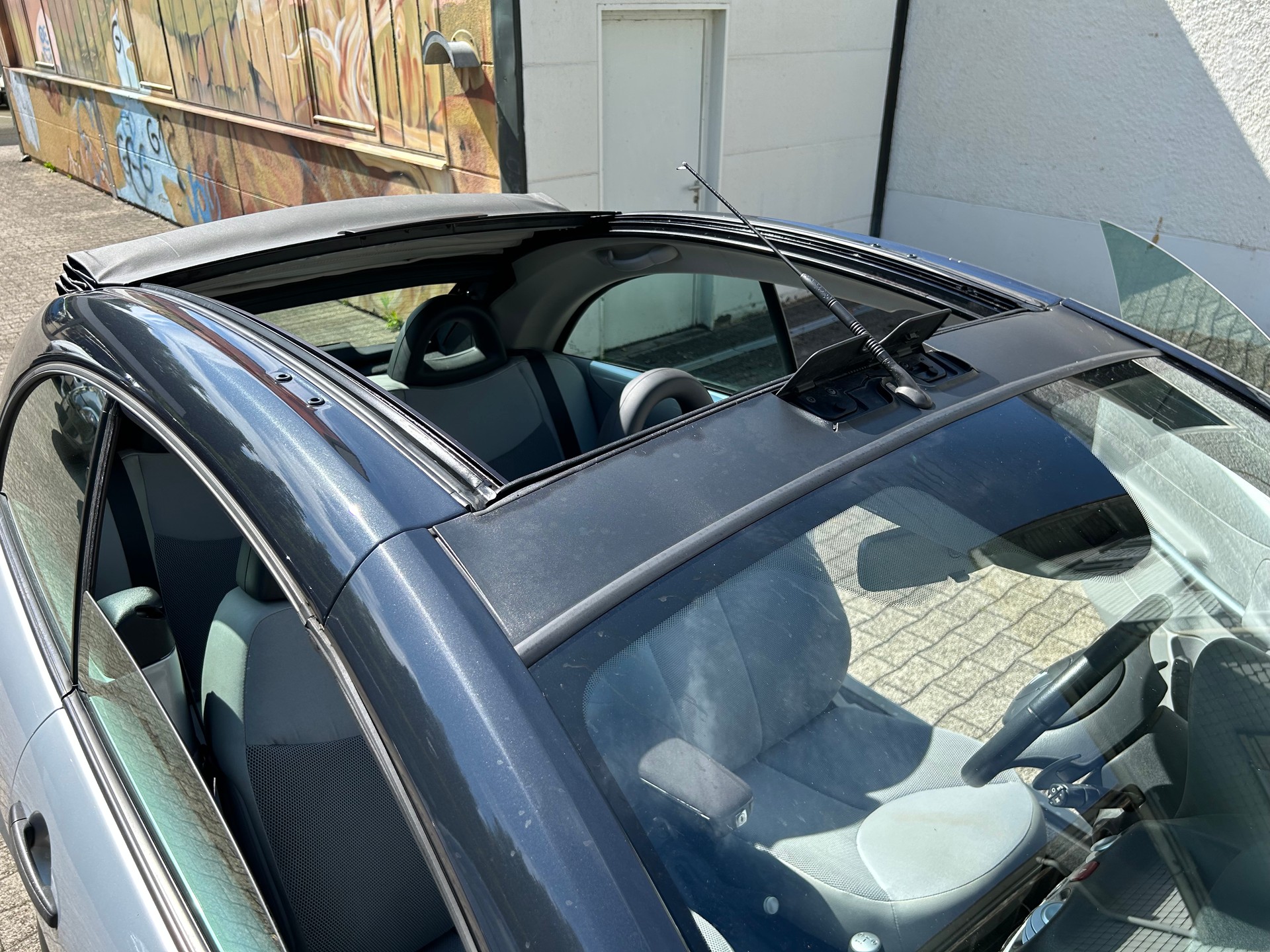 CITROEN C3 Pluriel 1.6i 16V mit frisch ab MFK und Service-image-6