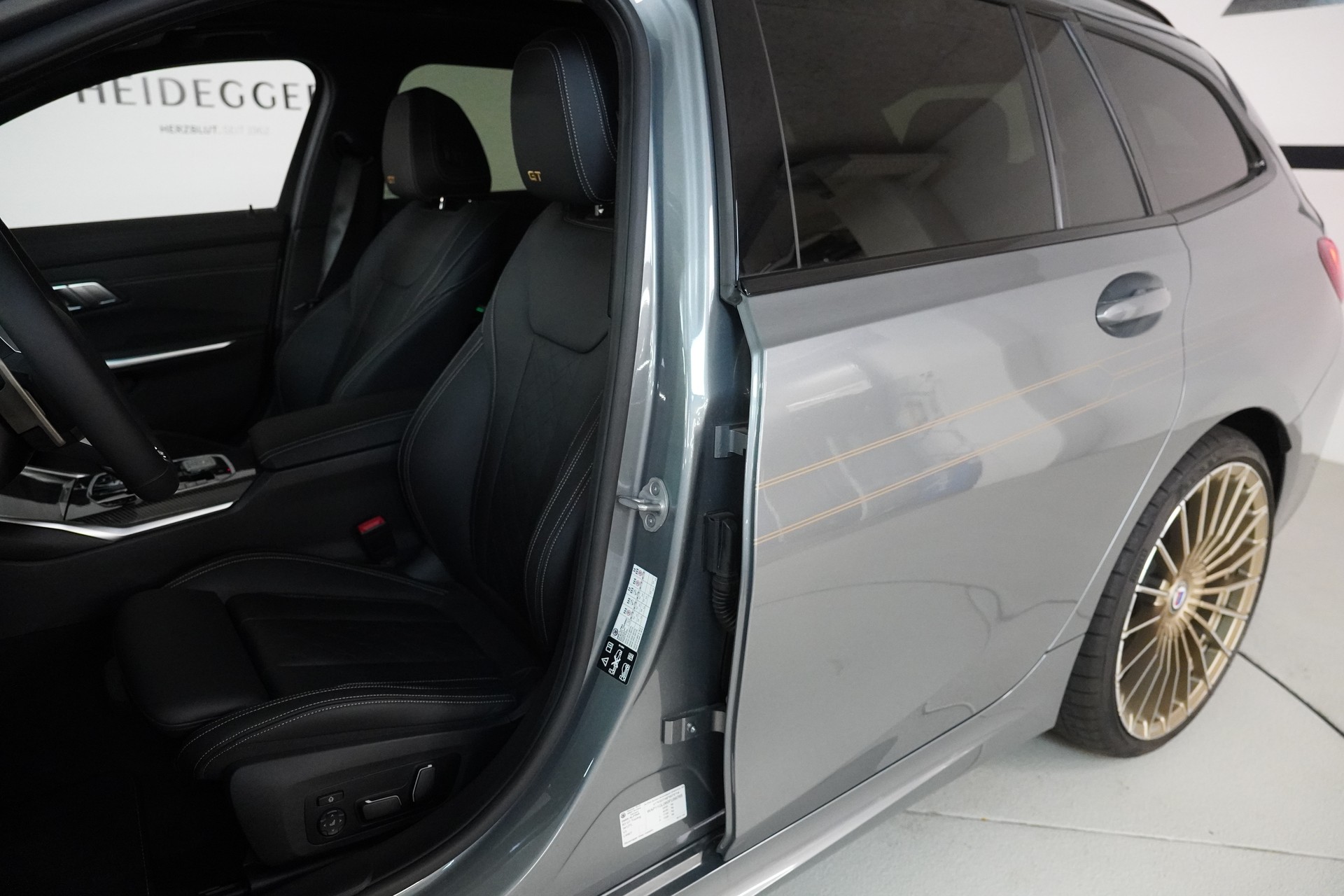 BMW-ALPINA B3 BiTurbo Touring 3.0 xDrive GT Switch-Tronic-image-11