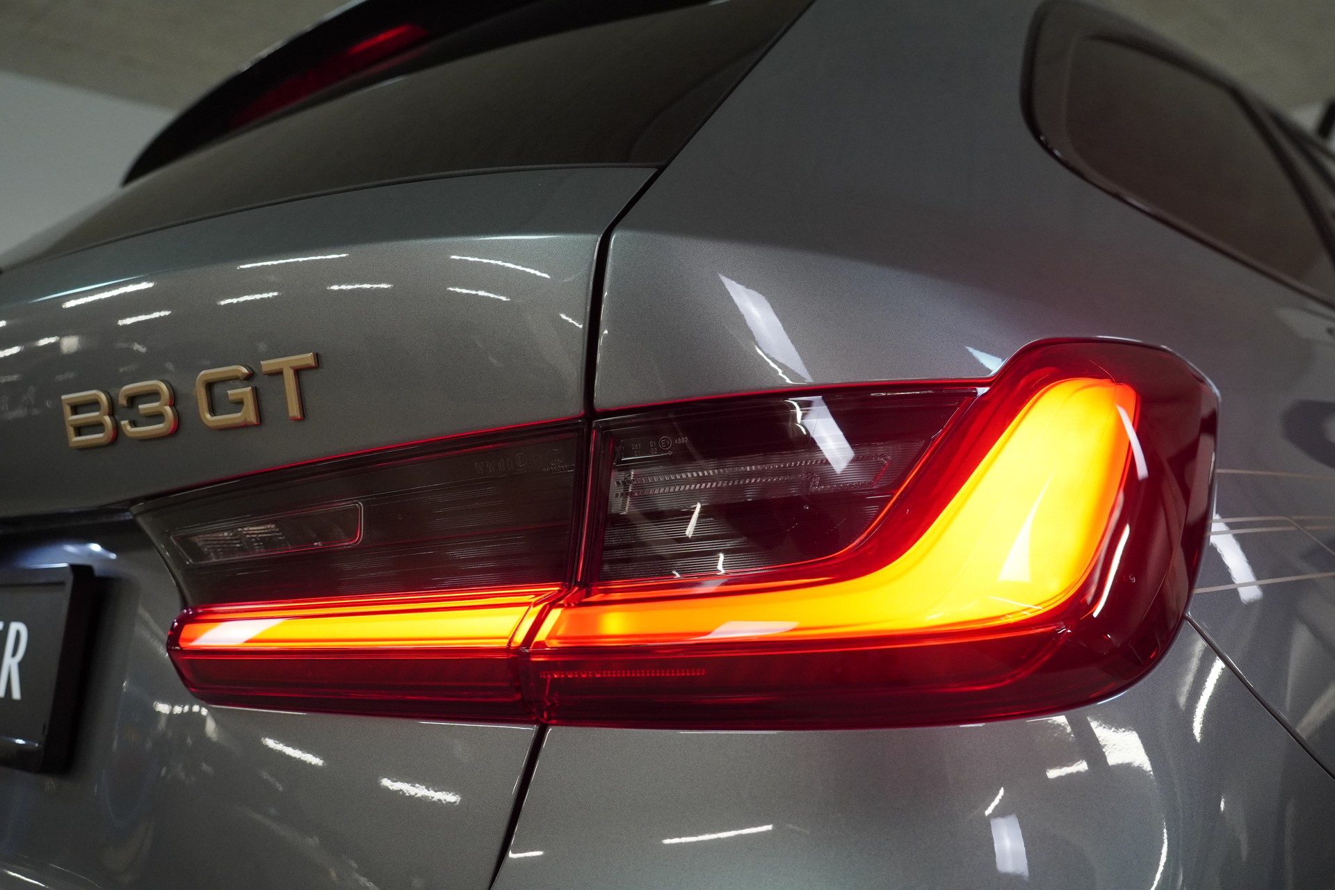 BMW-ALPINA B3 BiTurbo Touring 3.0 xDrive GT Switch-Tronic-image-15