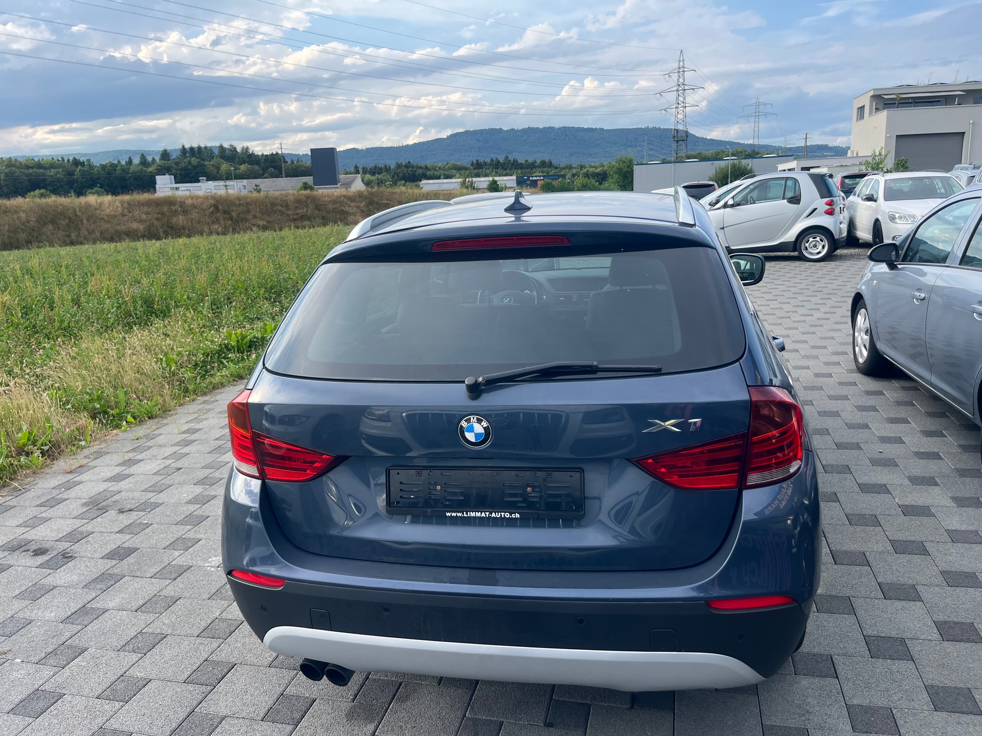 BMW X1 xDrive 28i Steptronic-image-4