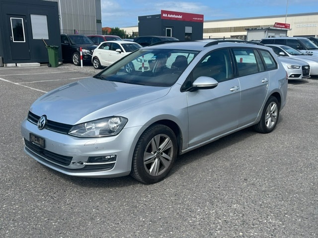 VW Golf Variant 1.6 TDI Lounge DSG-image-1