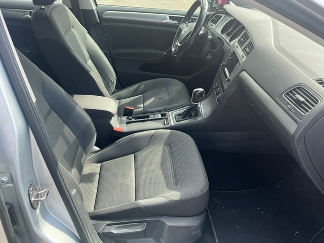 VW Golf Variant 1.6 TDI Lounge DSG-image-11