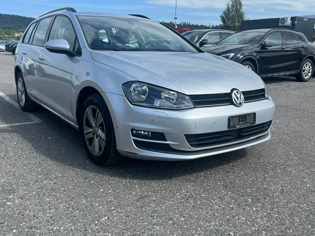 VW Golf Variant 1.6 TDI Lounge DSG-image-6
