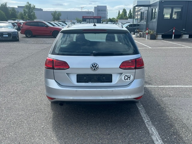 VW Golf Variant 1.6 TDI Lounge DSG-image-8