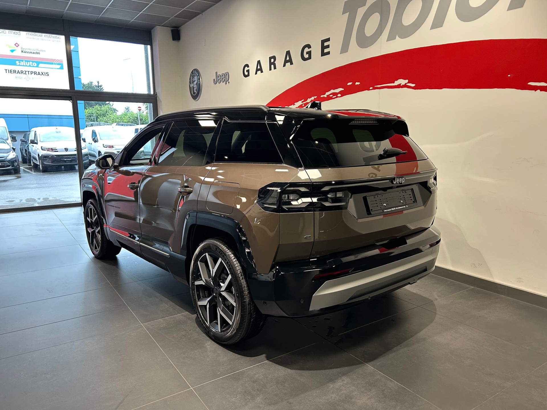 JEEP Compass 1.6 T PHEV Summit-image-21