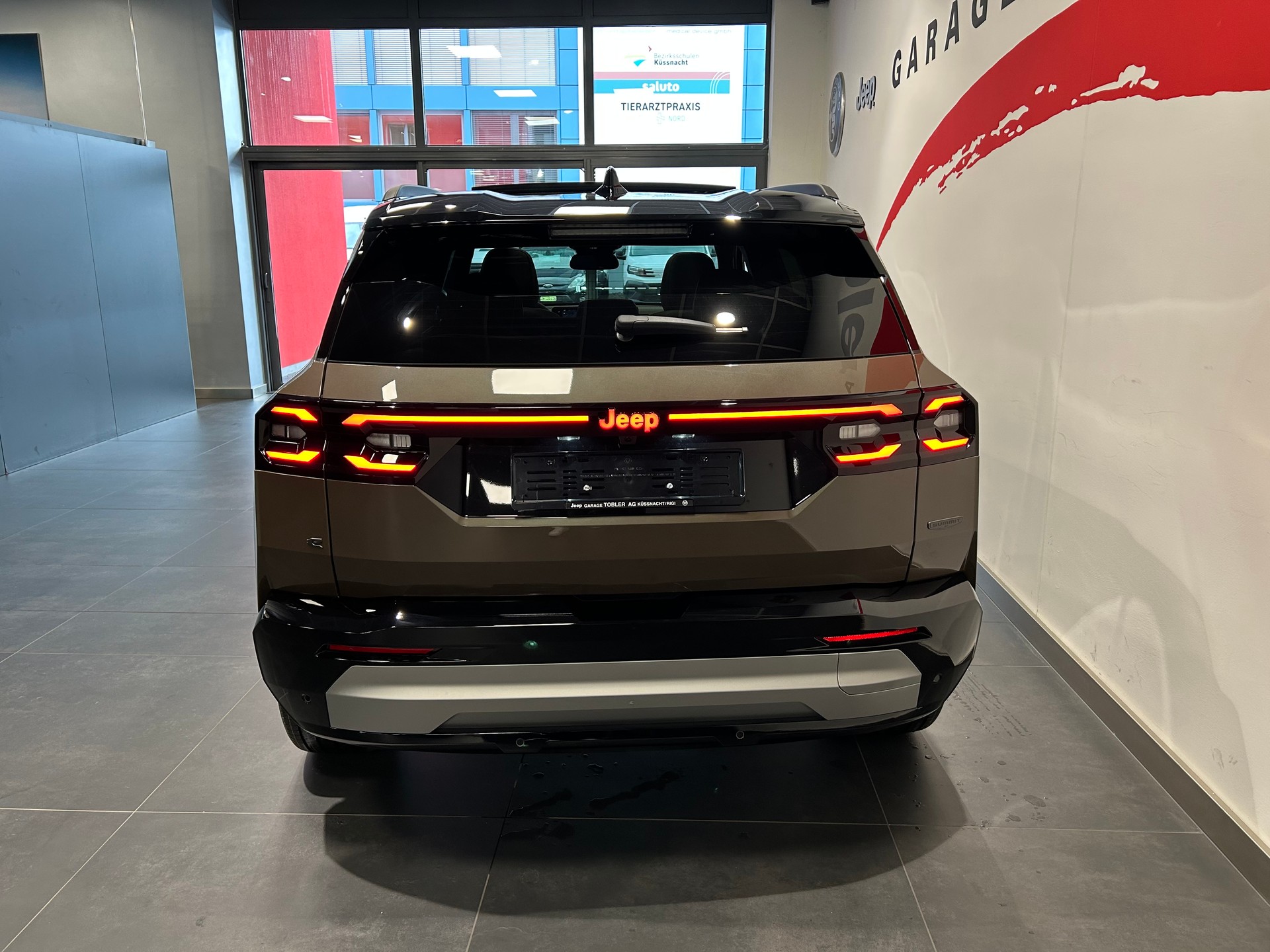 JEEP Compass 1.6 T PHEV Summit-image-25