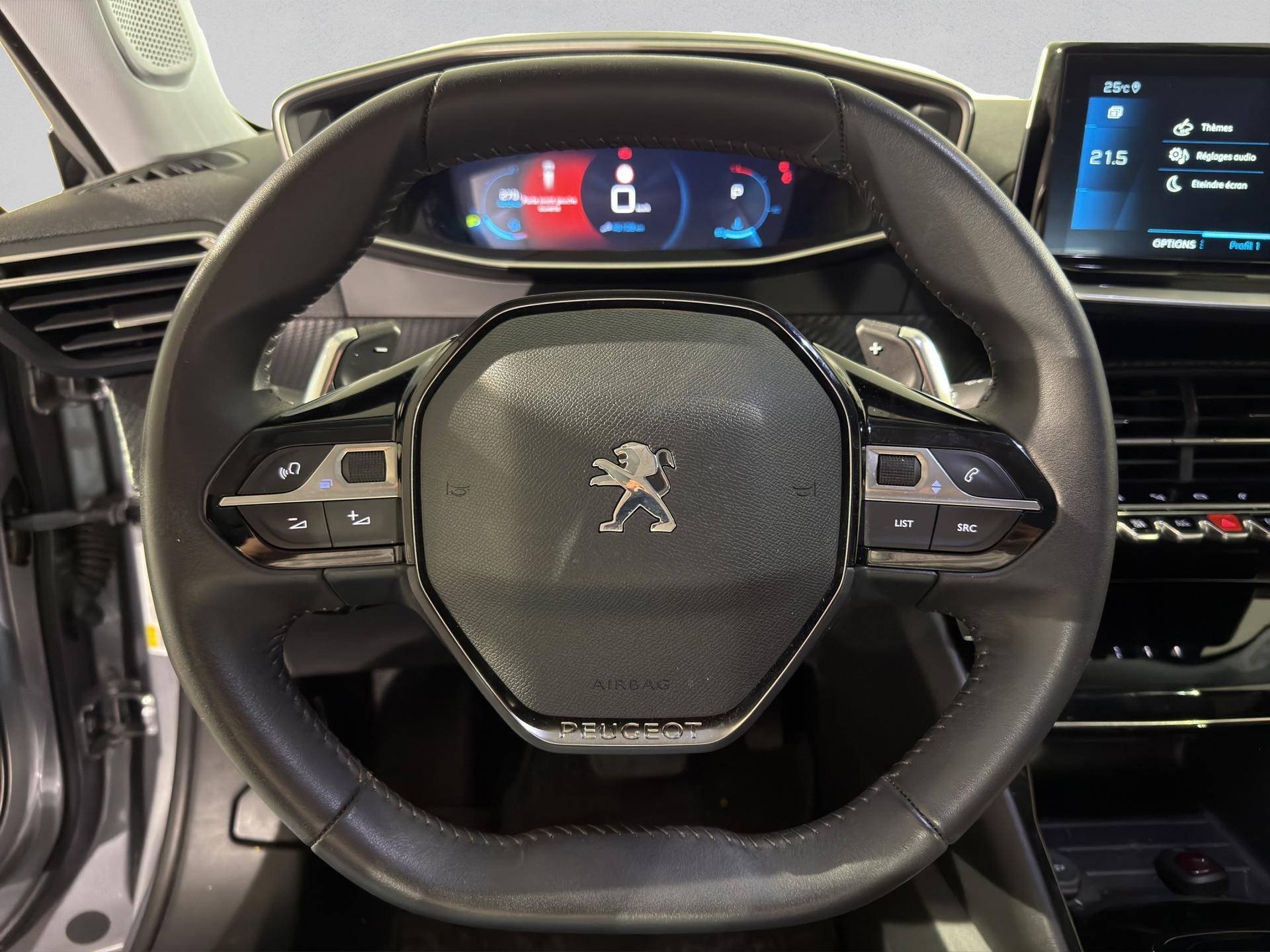 PEUGEOT 2008 1.2 PureTech Allure Pack EAT8-image-9