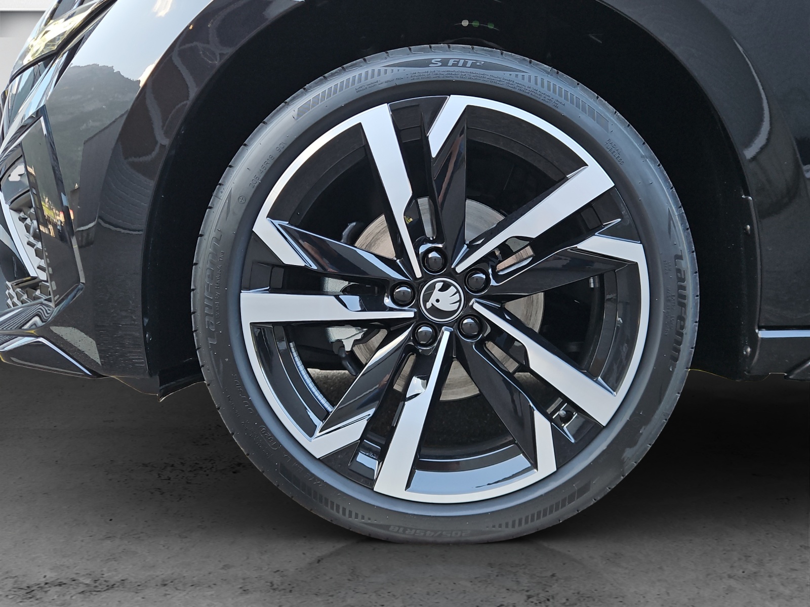 SKODA Skoda Scala 1.5 TSI Monte Carlo-image-5