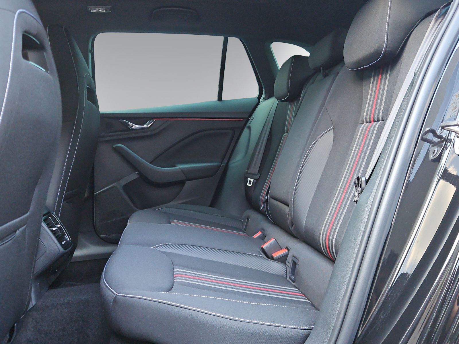 SKODA Skoda Scala 1.5 TSI Monte Carlo-image-13