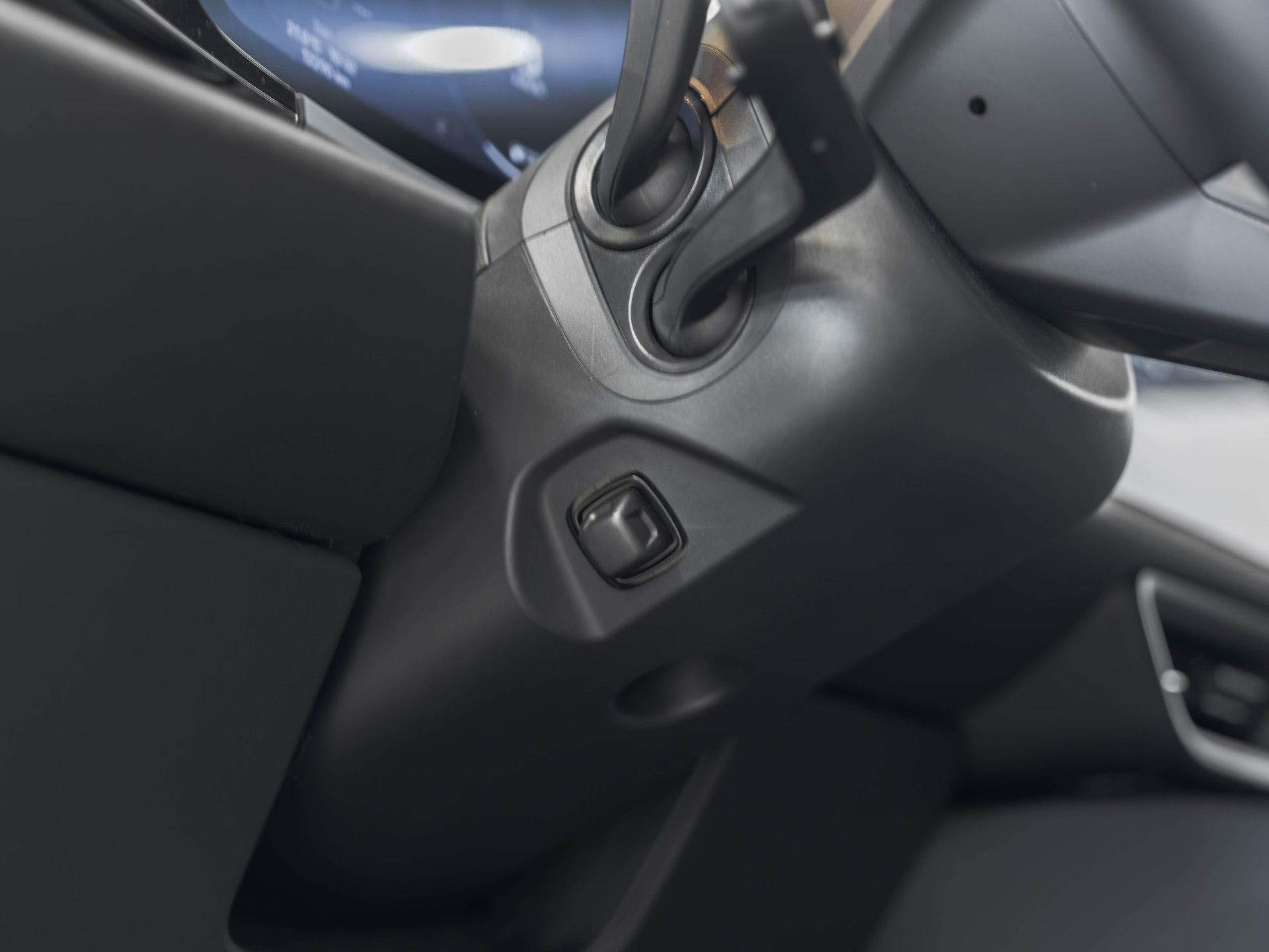 PORSCHE Macan Turbo 100kWh-image-63