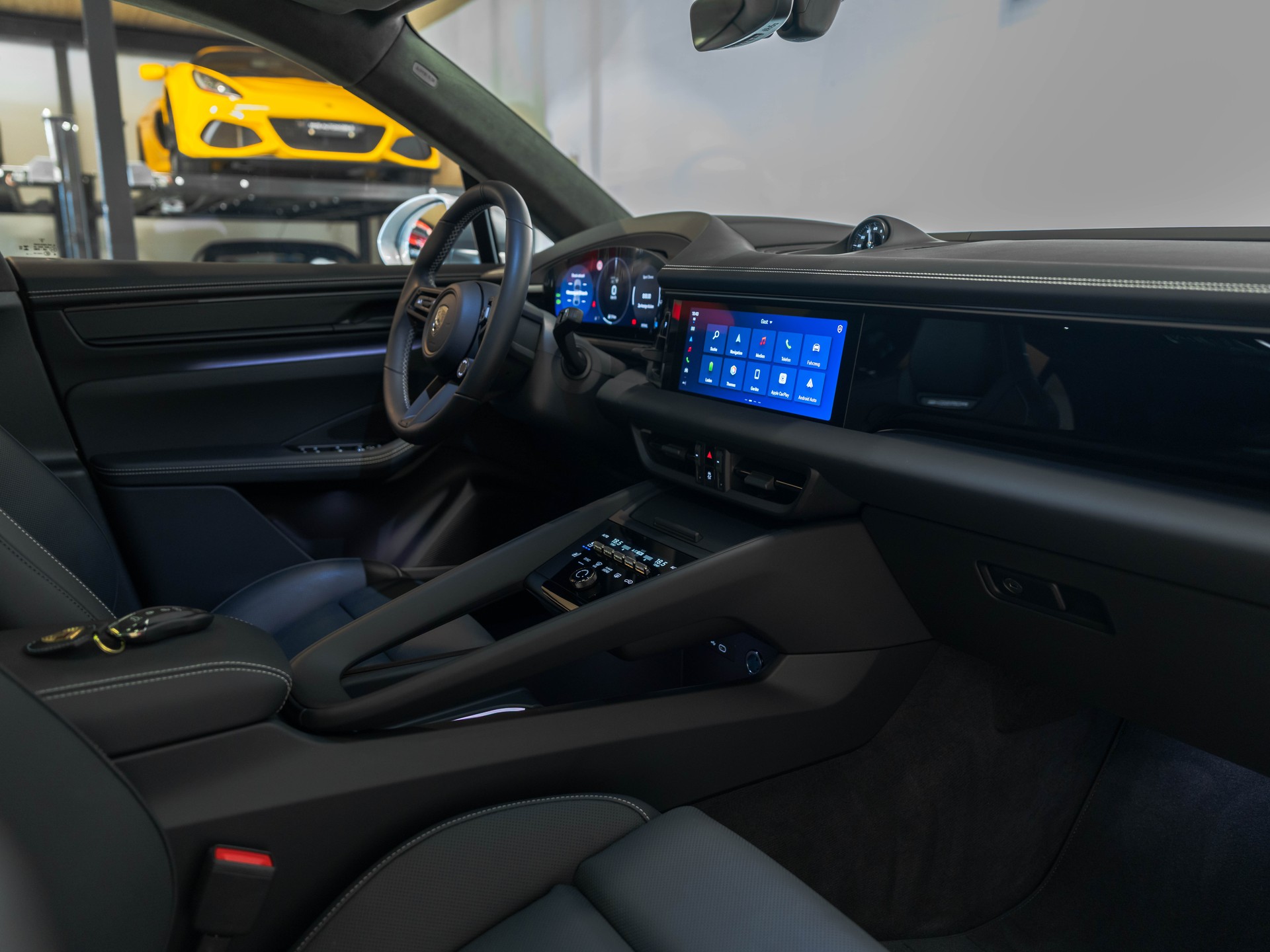 PORSCHE Macan Turbo 100kWh-image-34