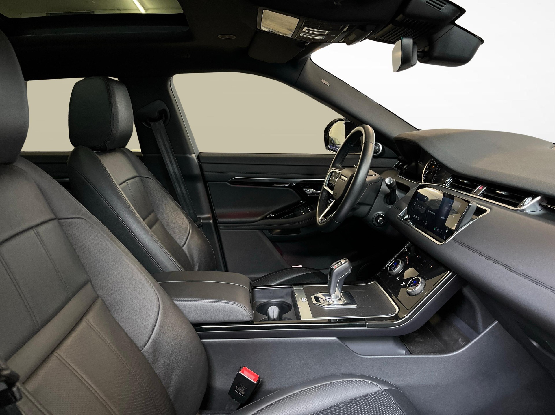 LAND ROVER Range Rover Evoque 2.0 T SE-image-9