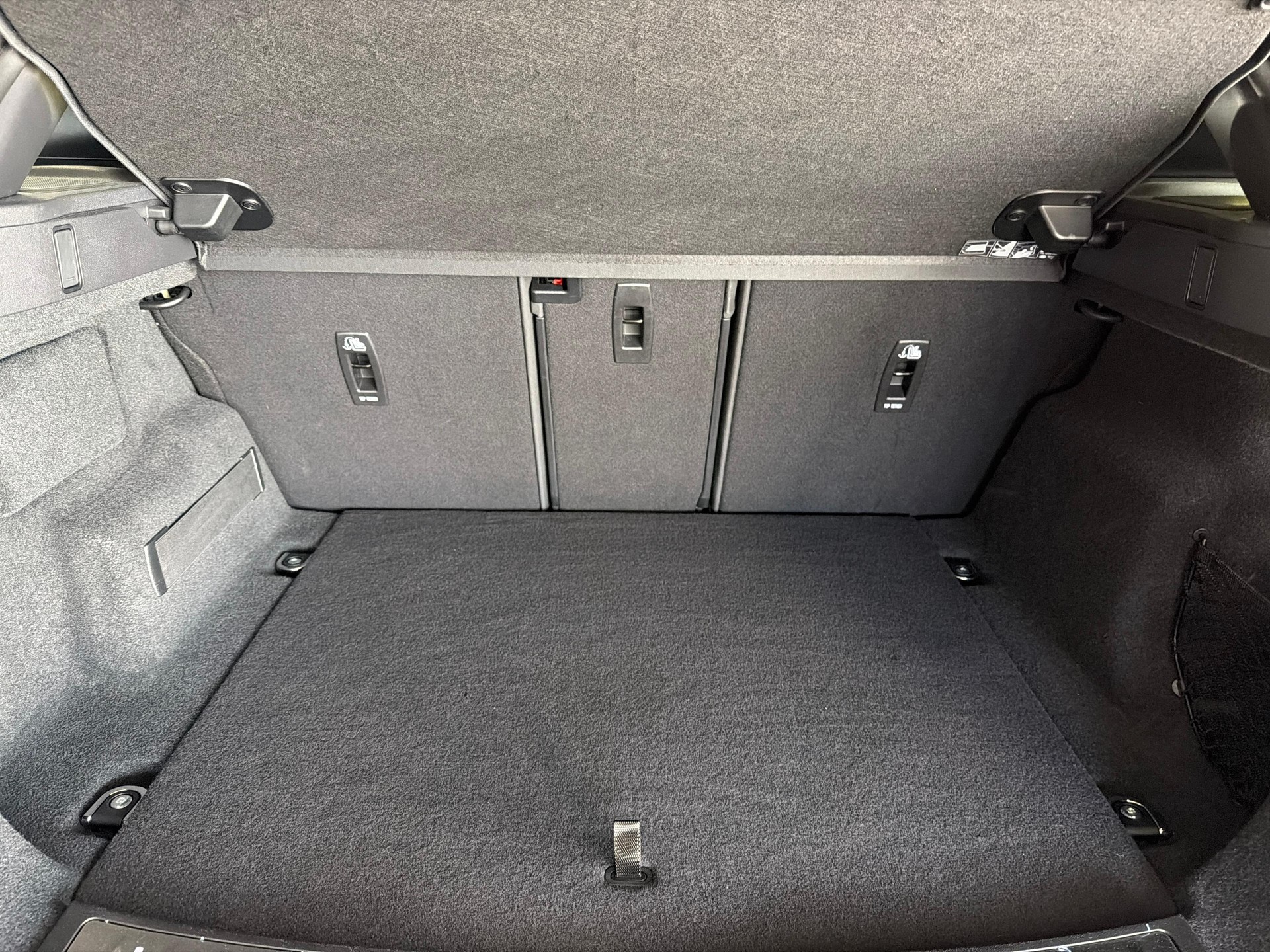 LAND ROVER Range Rover Evoque 1.5 T 270e Autobiography-image-11