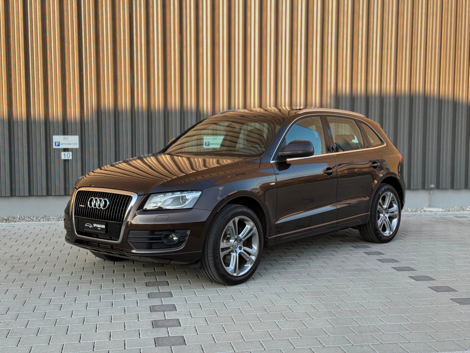 AUDI Q5 3.0 TDI quattro S Line-image-0