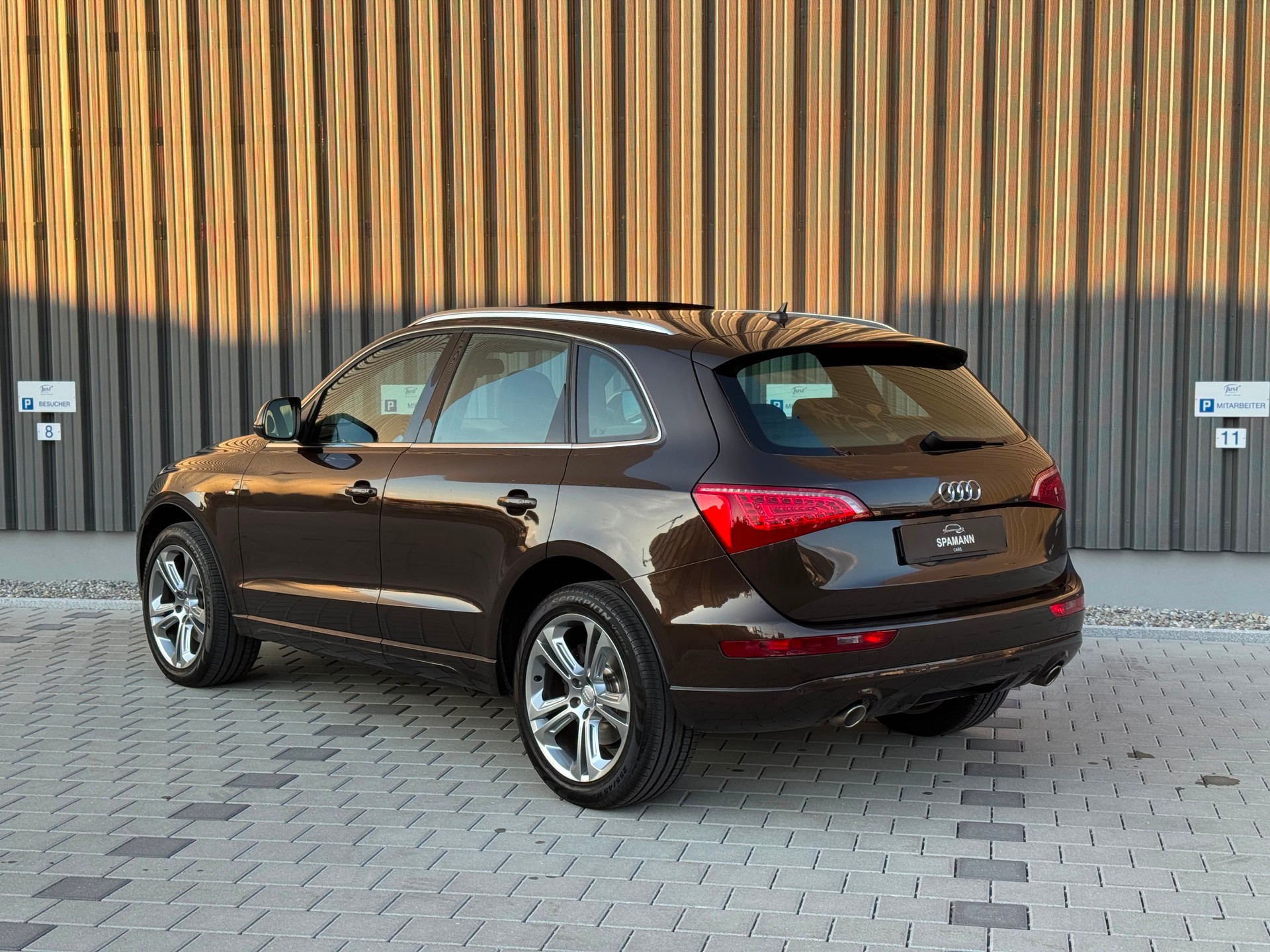 AUDI Q5 3.0 TDI quattro S Line-image-5