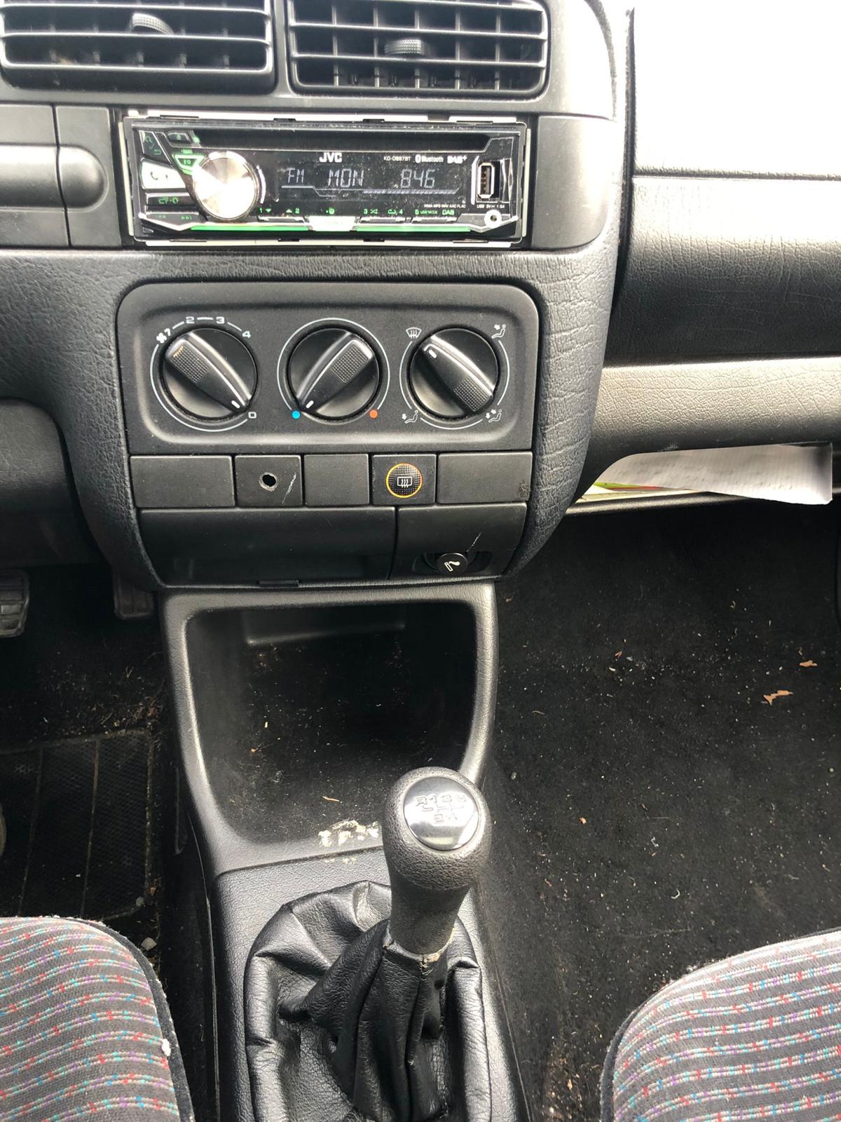 VW Golf 1800 S-Plus (GL)-image-2