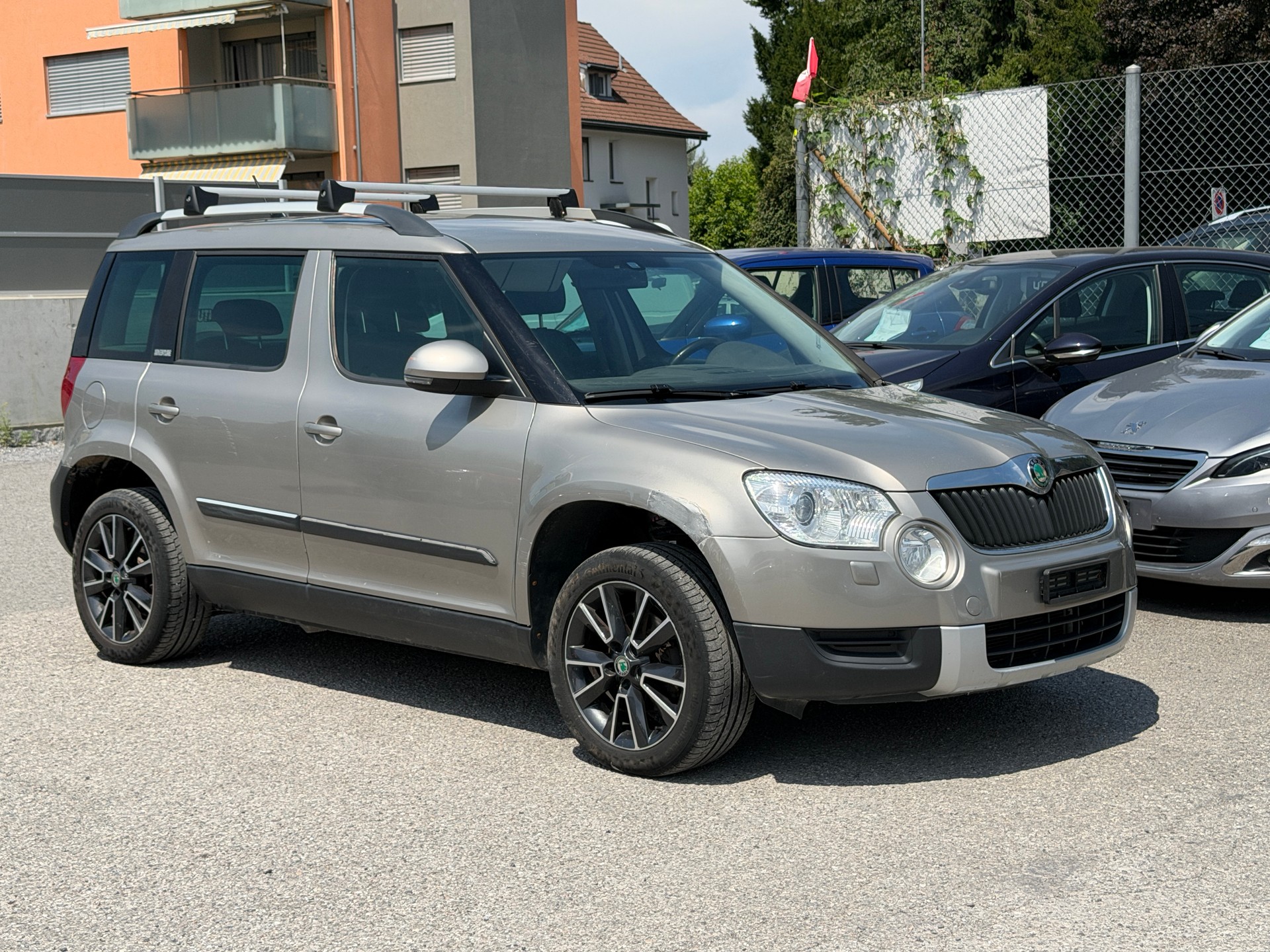 SKODA Yeti 2.0 TDI Adventure 4x4 DSG-image-4