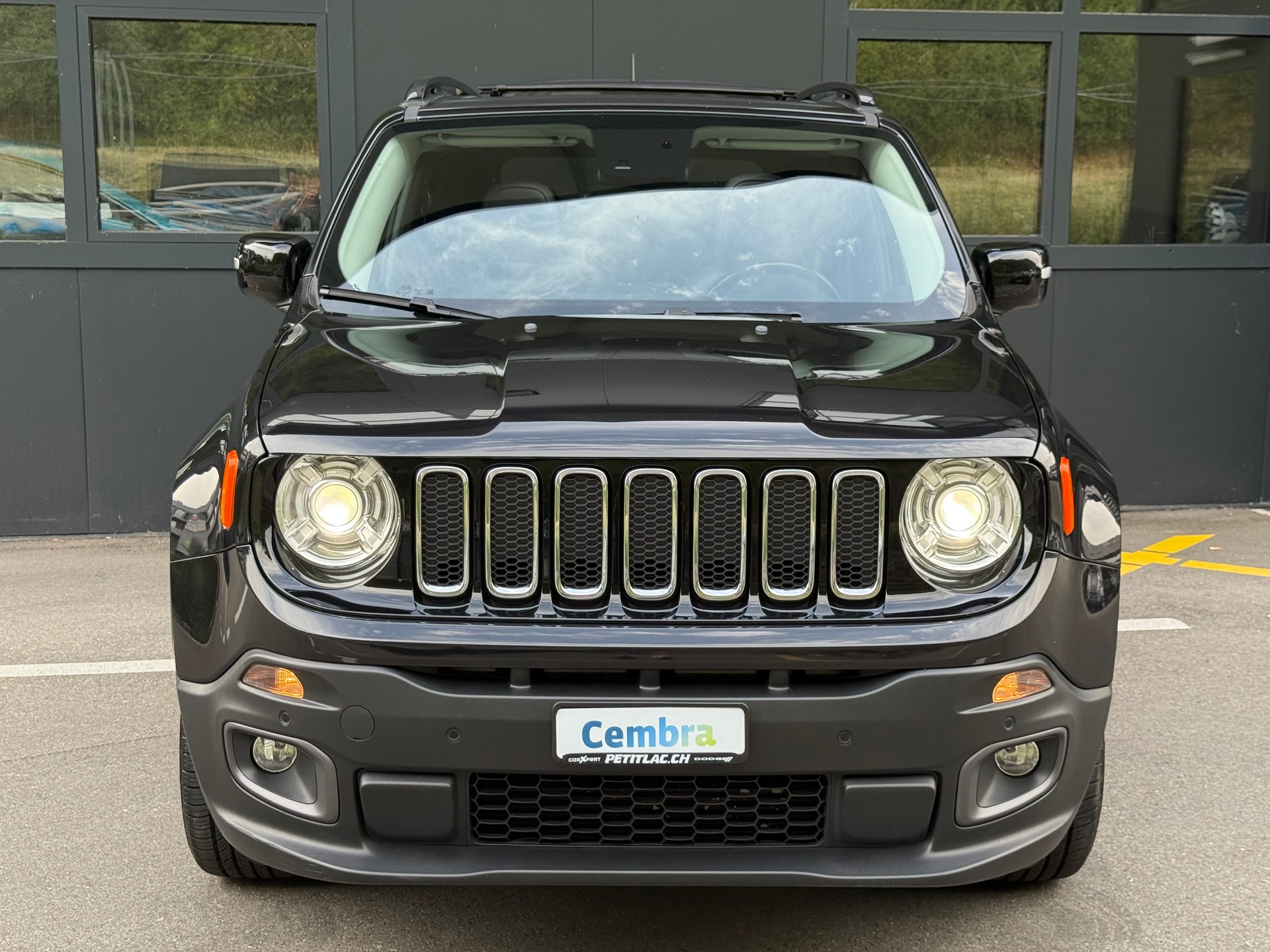 JEEP Renegade 1.4 Turbo Limited AWD-image-2
