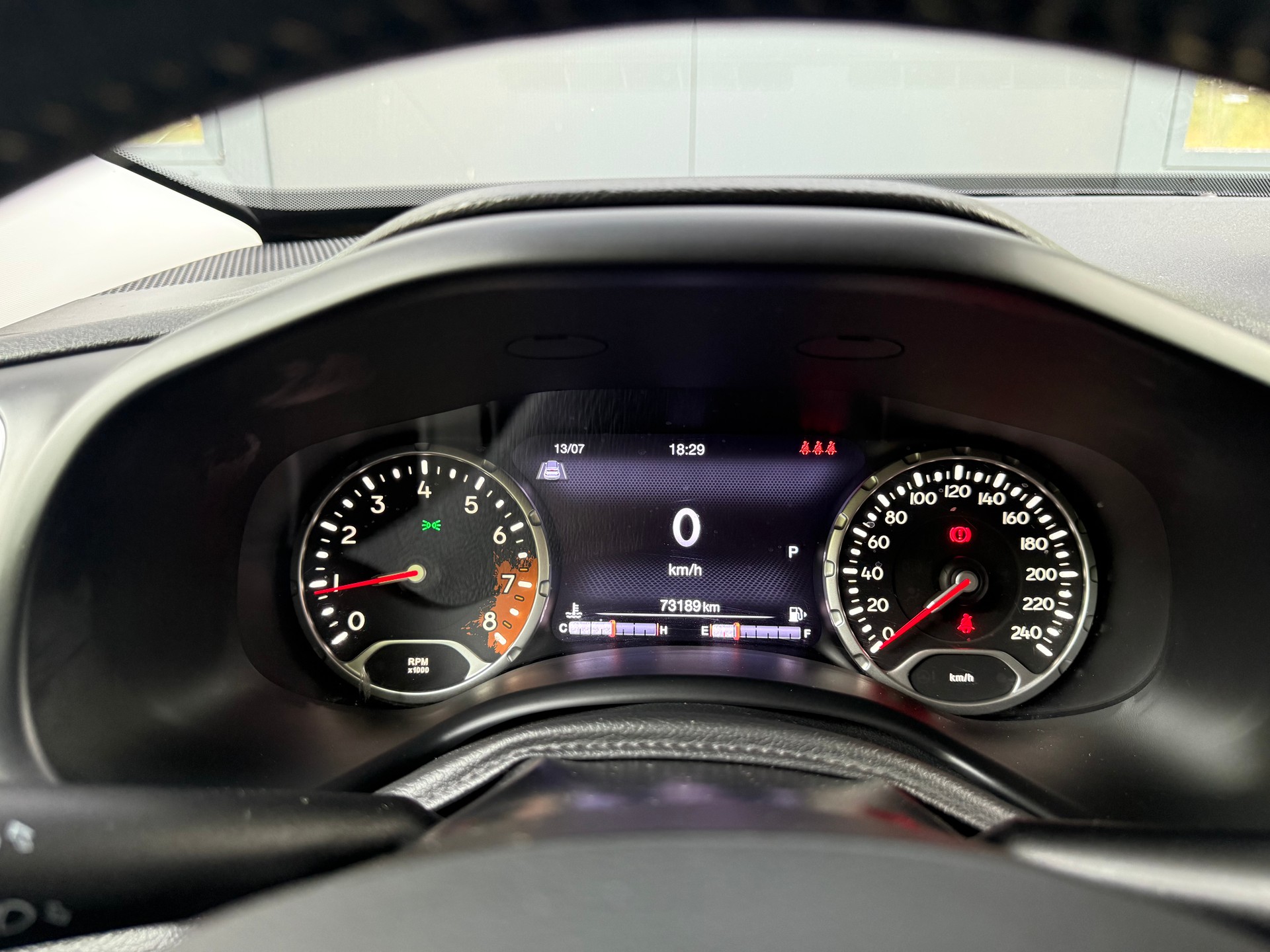 JEEP Renegade 1.4 Turbo Limited AWD-image-14