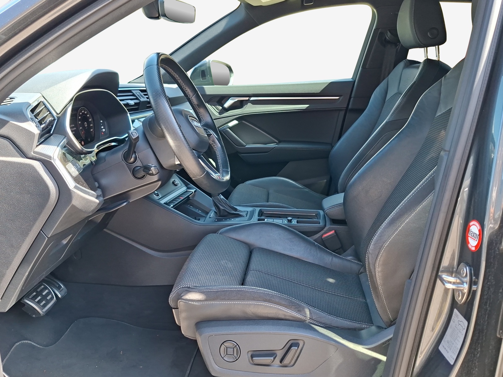 AUDI Q3 35 TFSI S line Attraction S-tronic-image-7