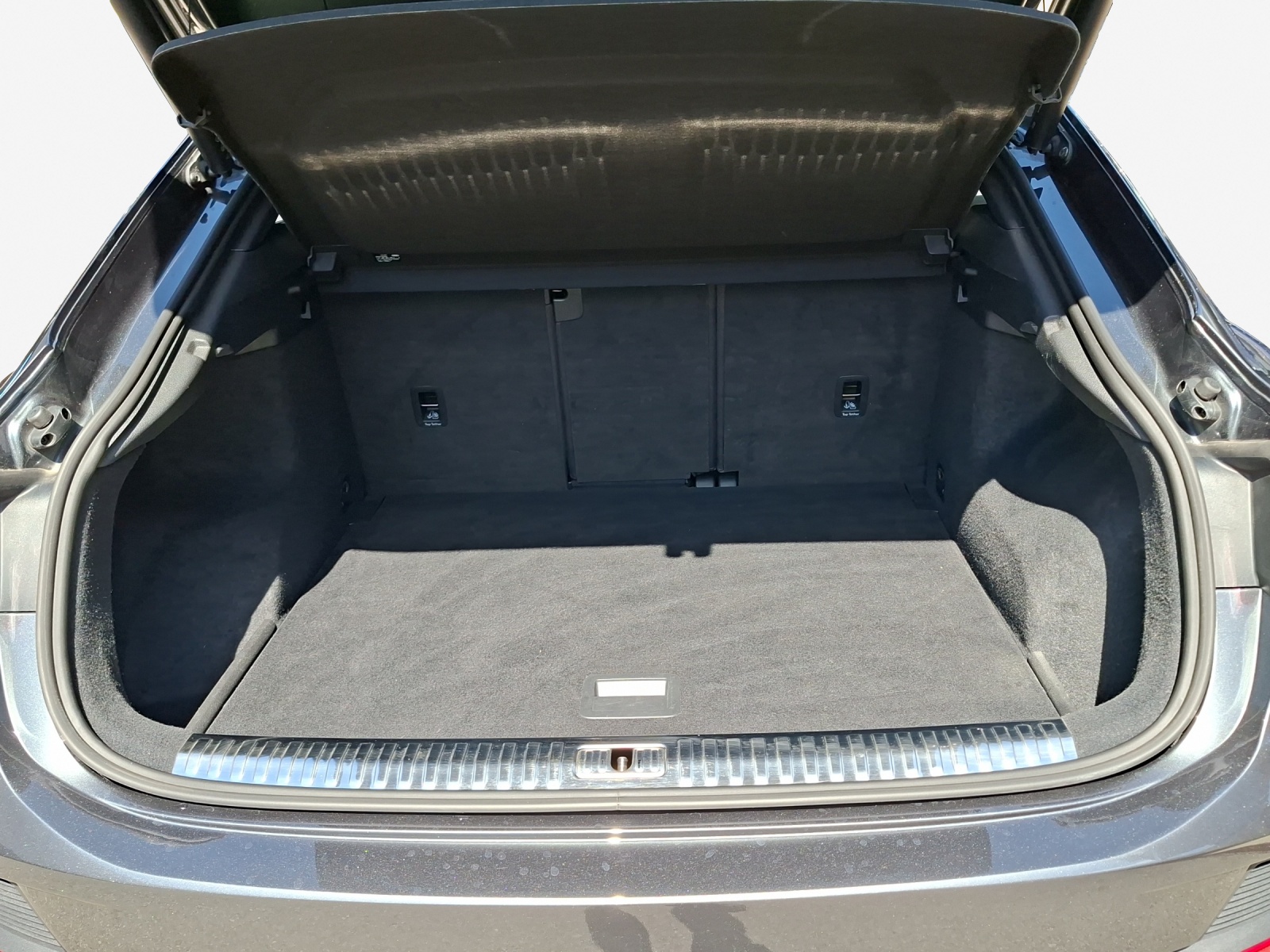 AUDI Q3 35 TFSI S line Attraction S-tronic-image-12