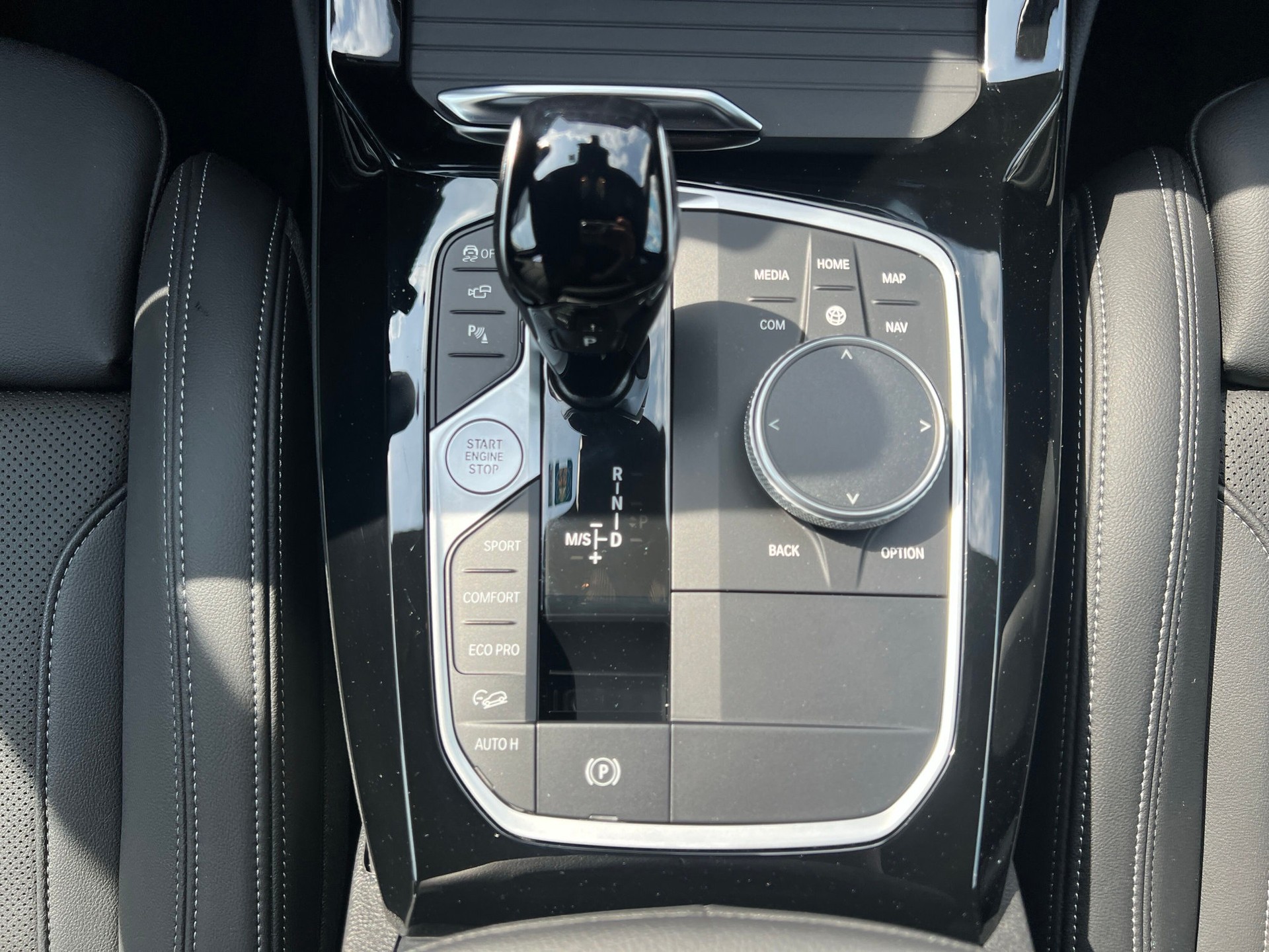 BMW X4 xDrive 48V 30i M Sport Steptronic-image-11