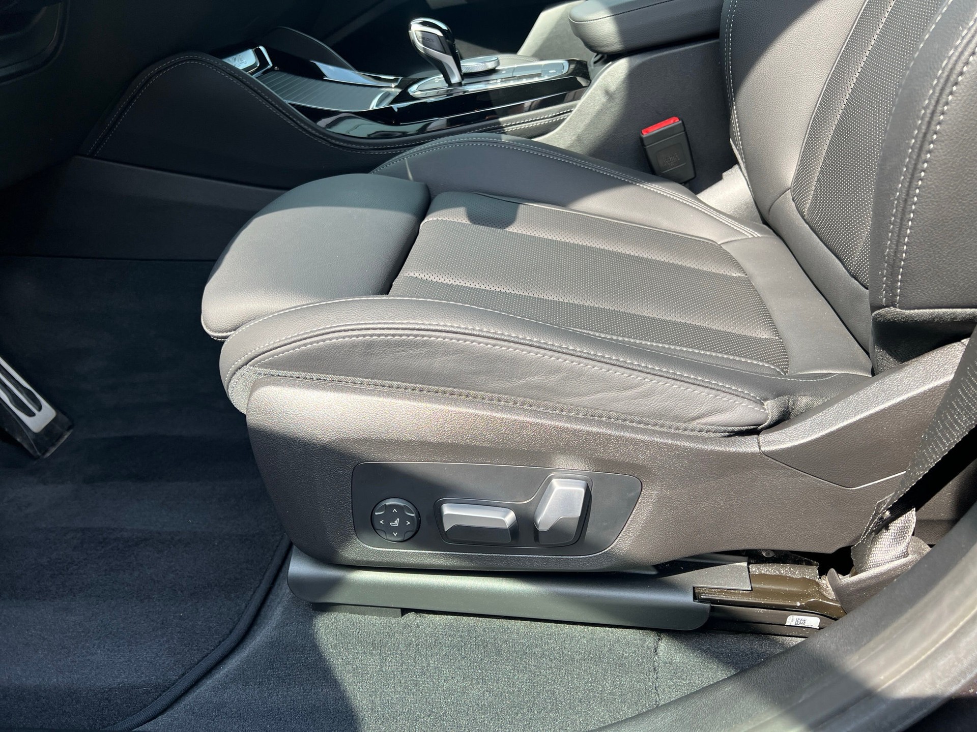 BMW X4 xDrive 48V 30i M Sport Steptronic-image-17