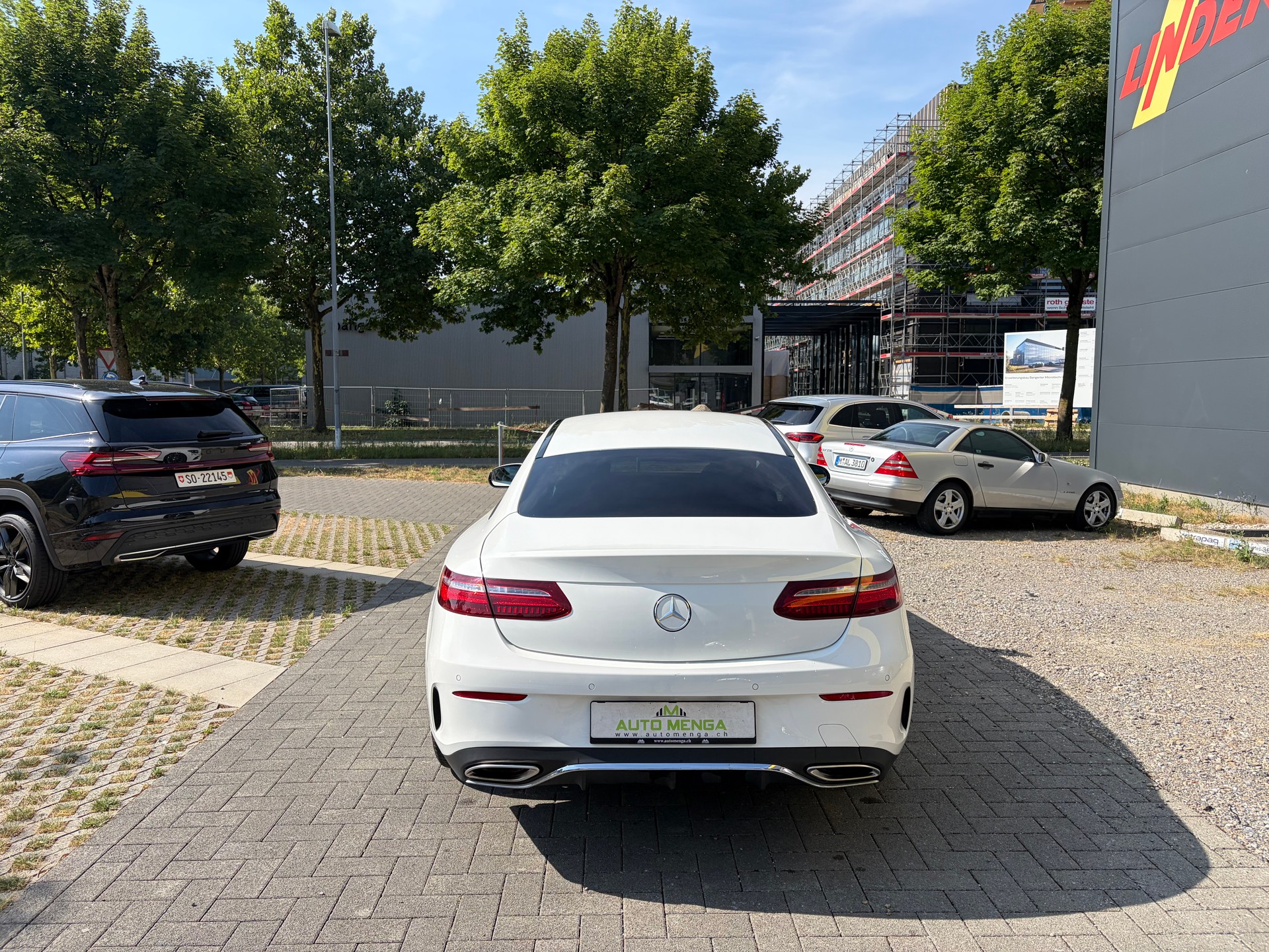 MERCEDES-BENZ E 400 Cabriolet AMG Line 4 Matic 9G-Tronic-image-5
