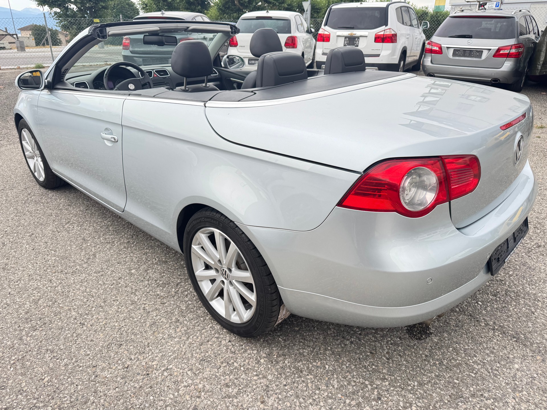 VW Eos 2.0 FSI Turbo-image-3