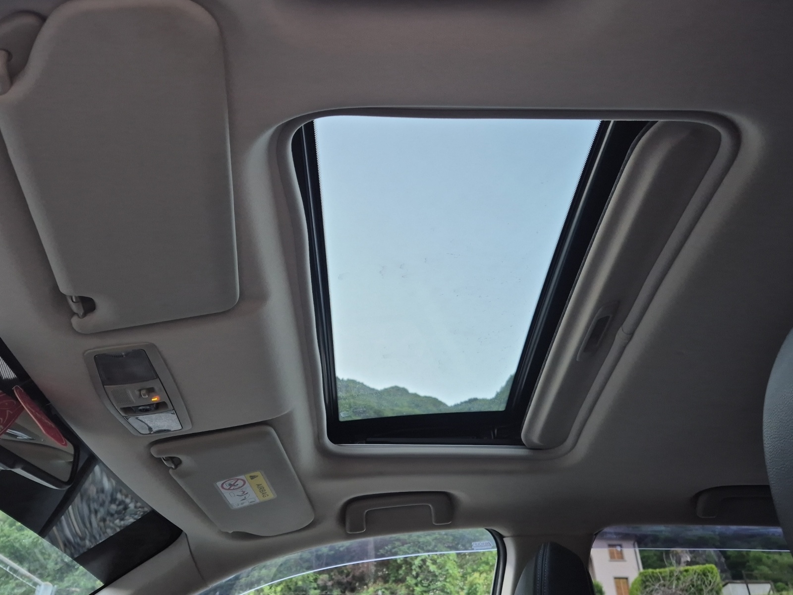 MITSUBISHI Outlander 2.2 DID Diamond 4WD Automatic-image-15