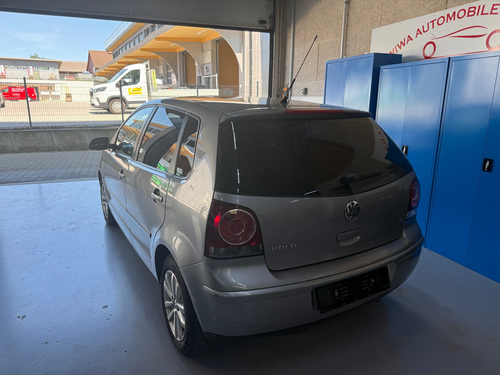 VW Polo 1.6 16V Young&Fresh-image-3