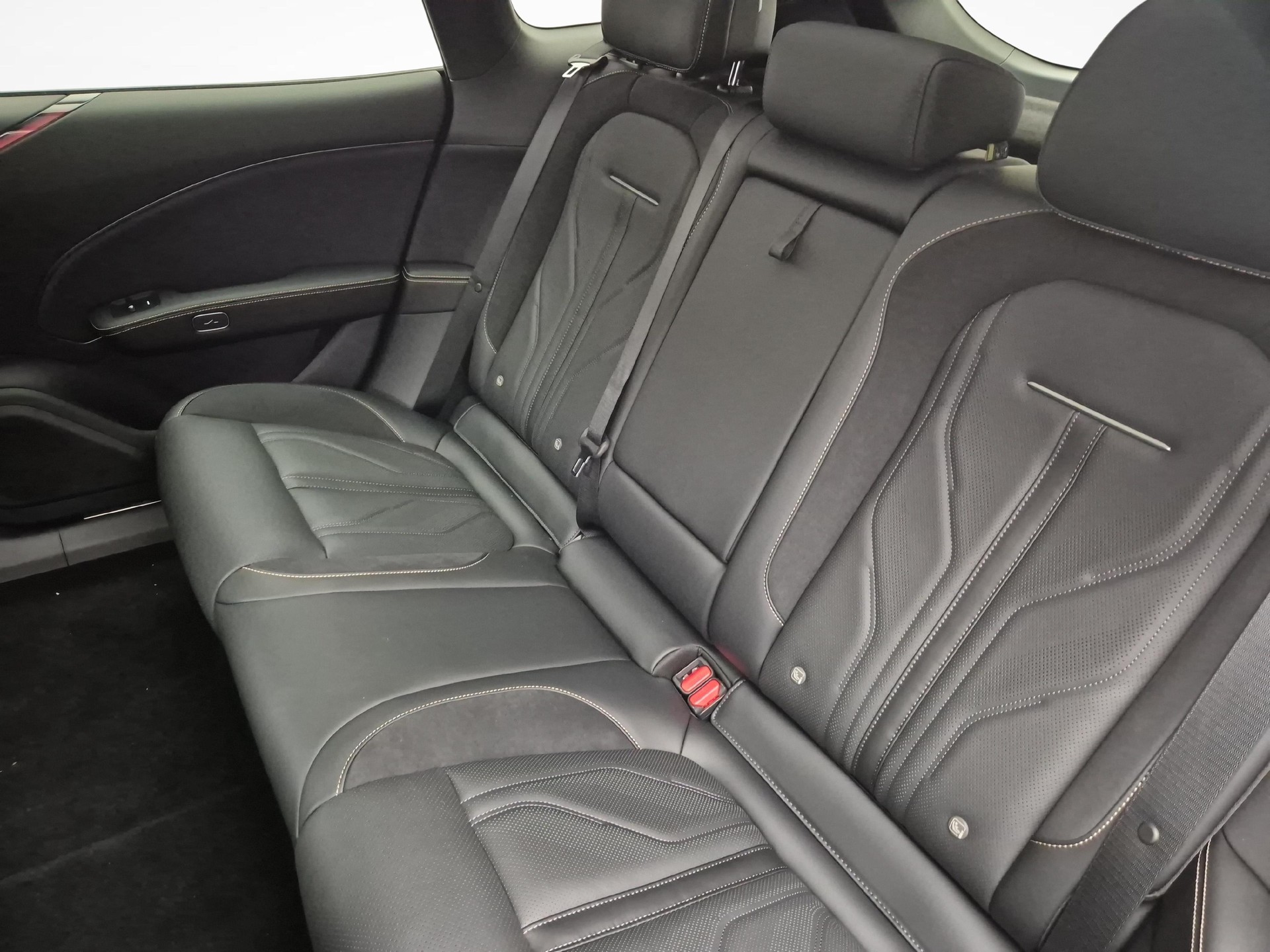 ZEEKR 7GT Privilege AWD - ab 1.29% Leasingzins-image-6