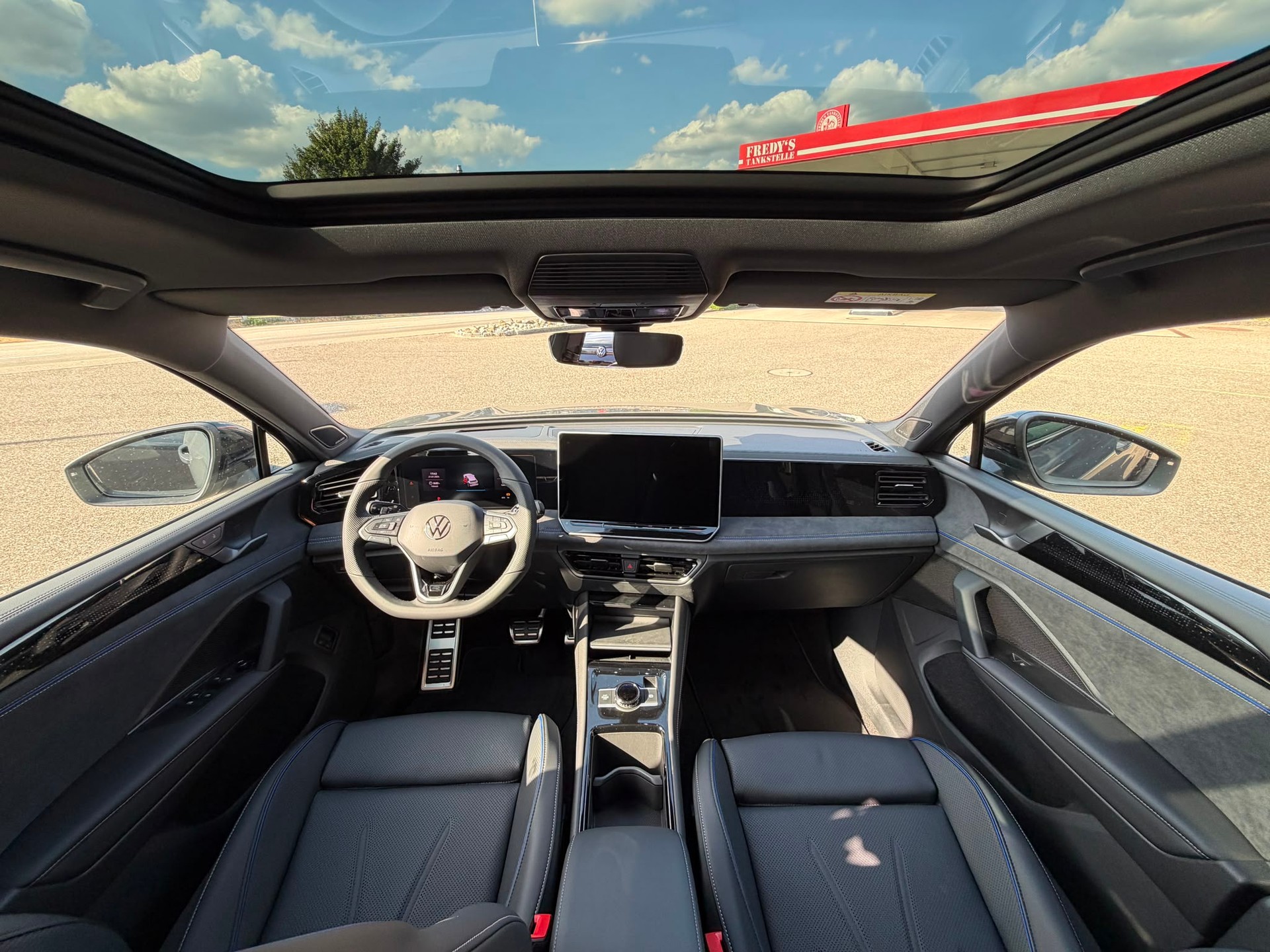 VW Tiguan 1.5 TSI evo2 eHybrid R-Line DSG-image-23