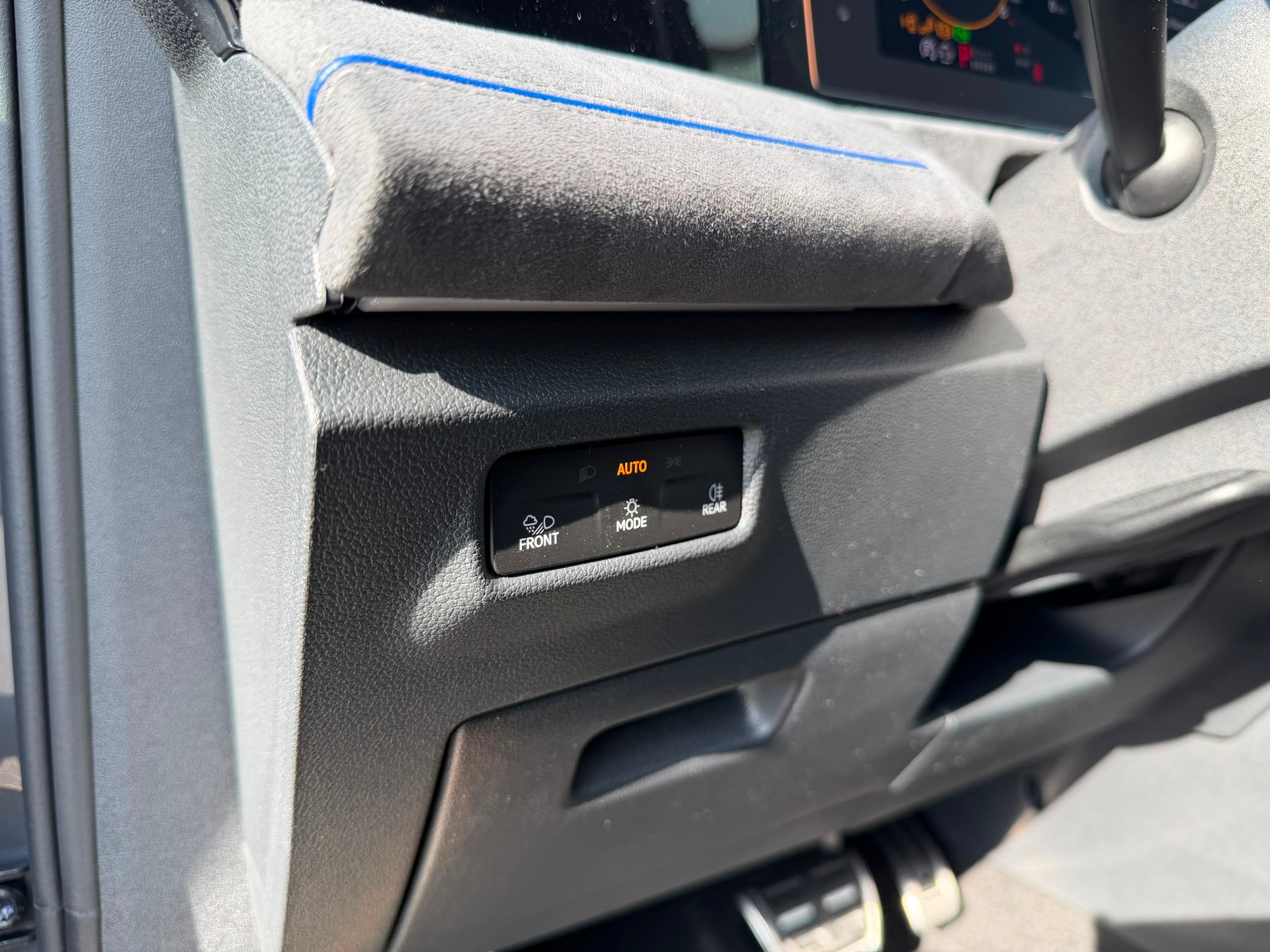 VW Tiguan 1.5 TSI evo2 eHybrid R-Line DSG-image-14