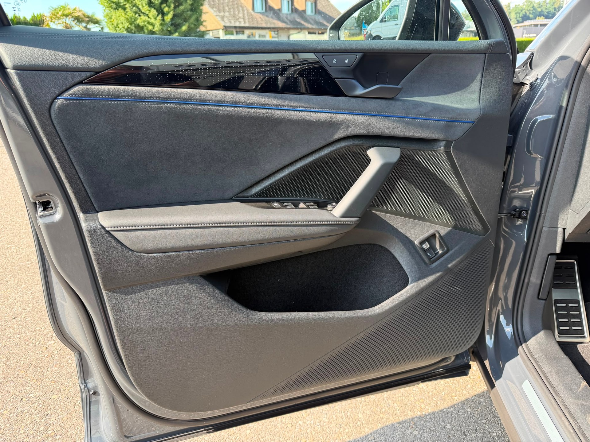 VW Tiguan 1.5 TSI evo2 eHybrid R-Line DSG-image-11