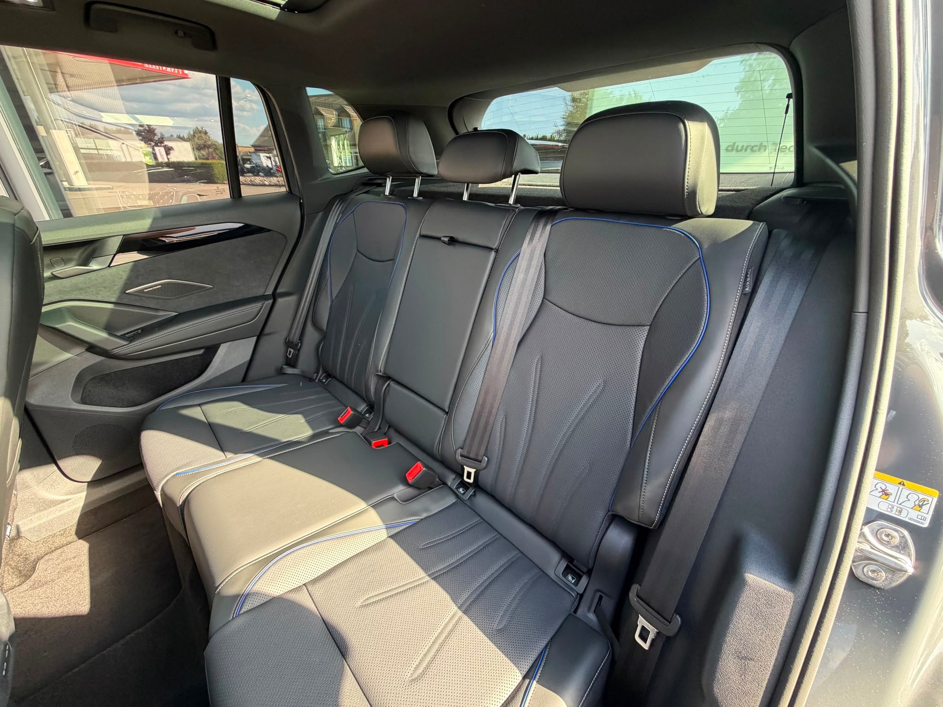 VW Tiguan 1.5 TSI evo2 eHybrid R-Line DSG-image-24