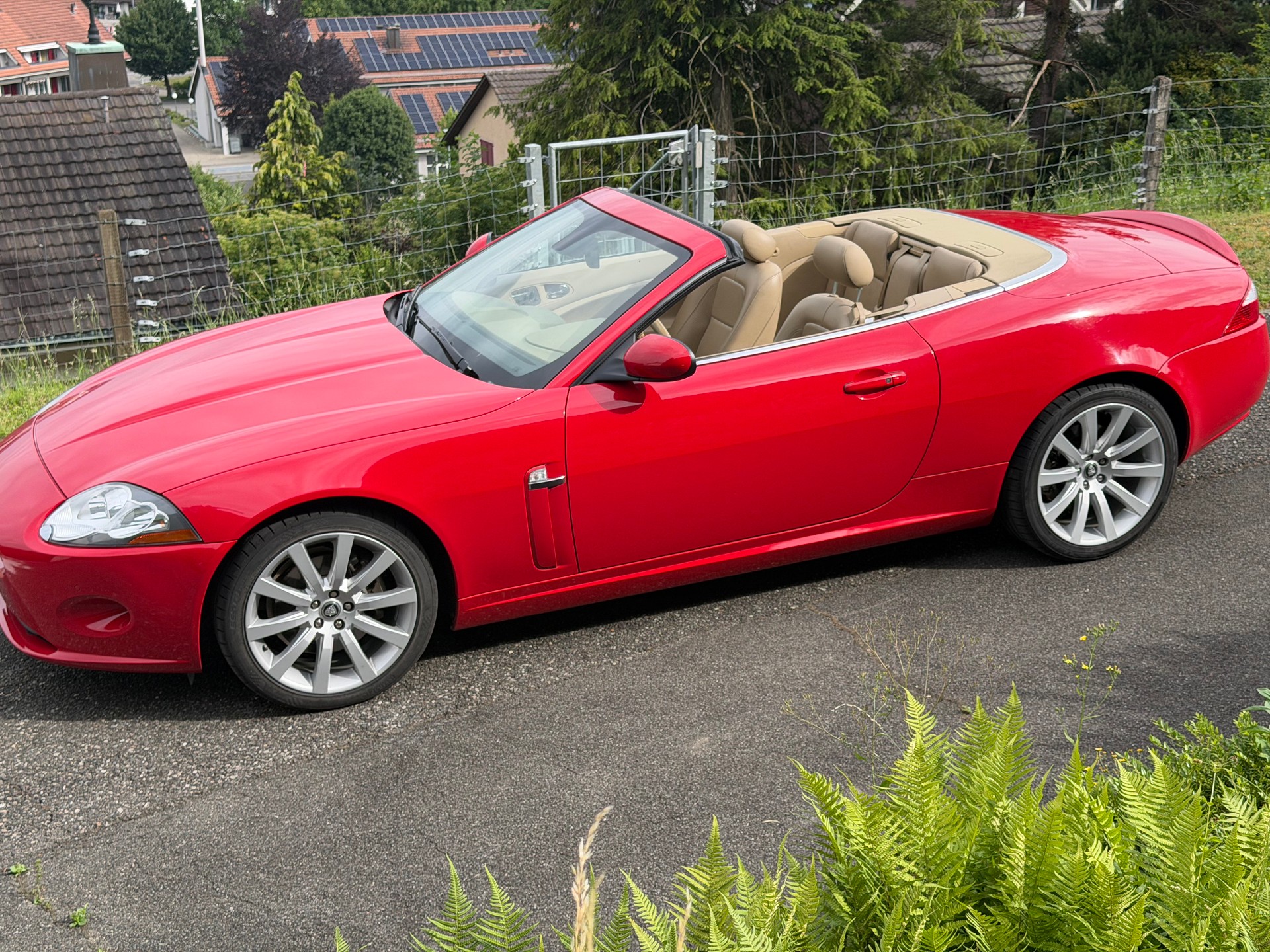 JAGUAR 4.2 V8-image-3