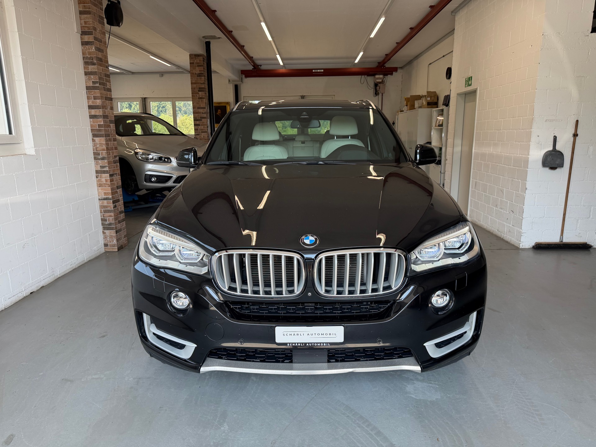 BMW X5 xDrive 40d Steptronic-image-1
