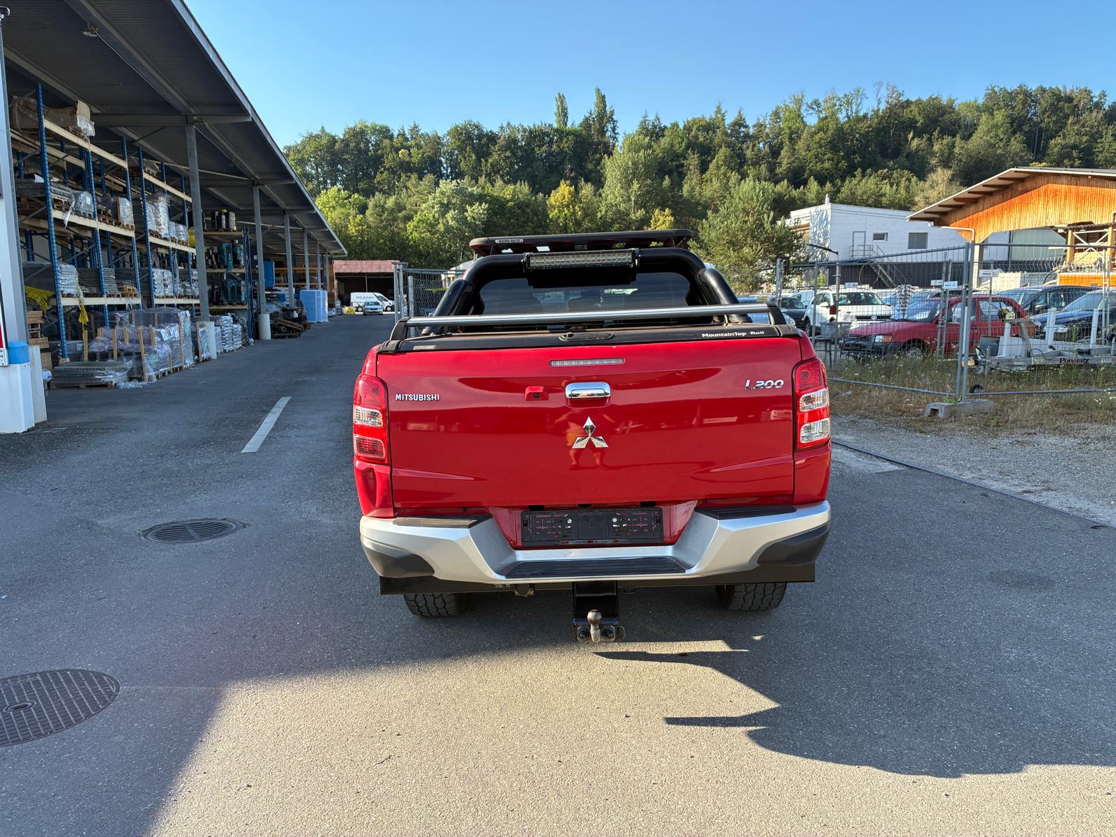 MITSUBISHI L 200-image-2