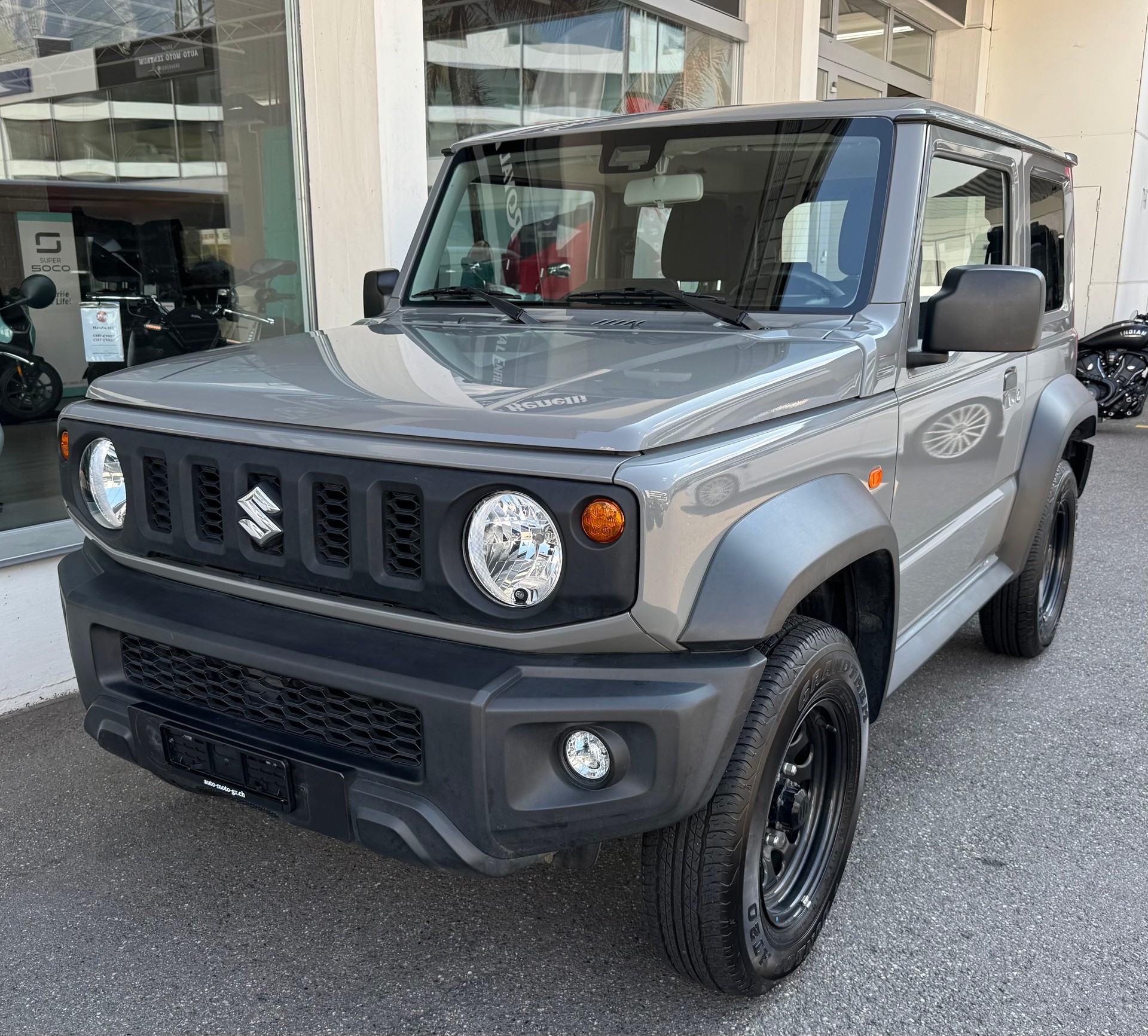 SUZUKI Jimny 1.5 Compact+ 4x4-image-5