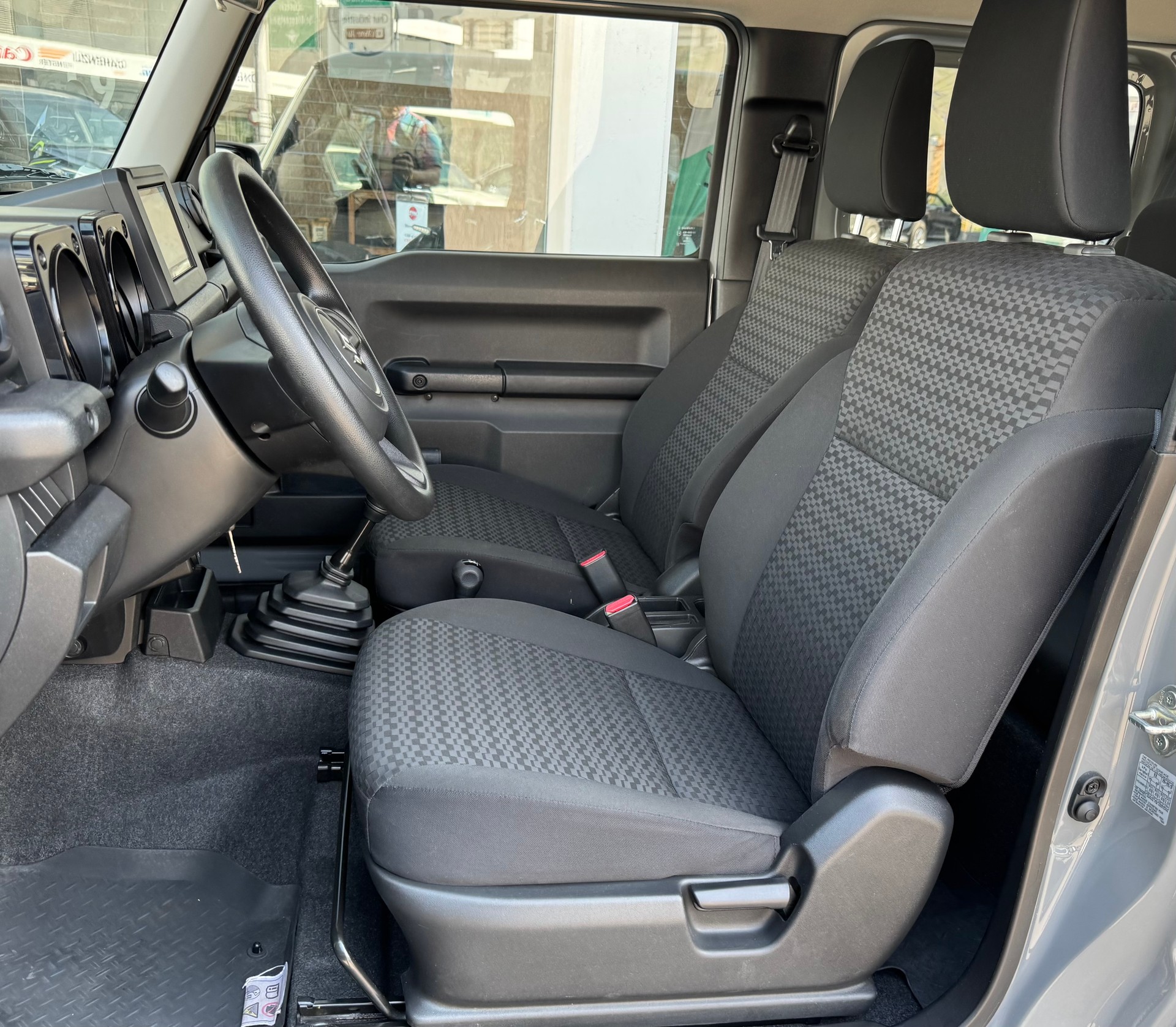 SUZUKI Jimny 1.5 Compact+ 4x4-image-7