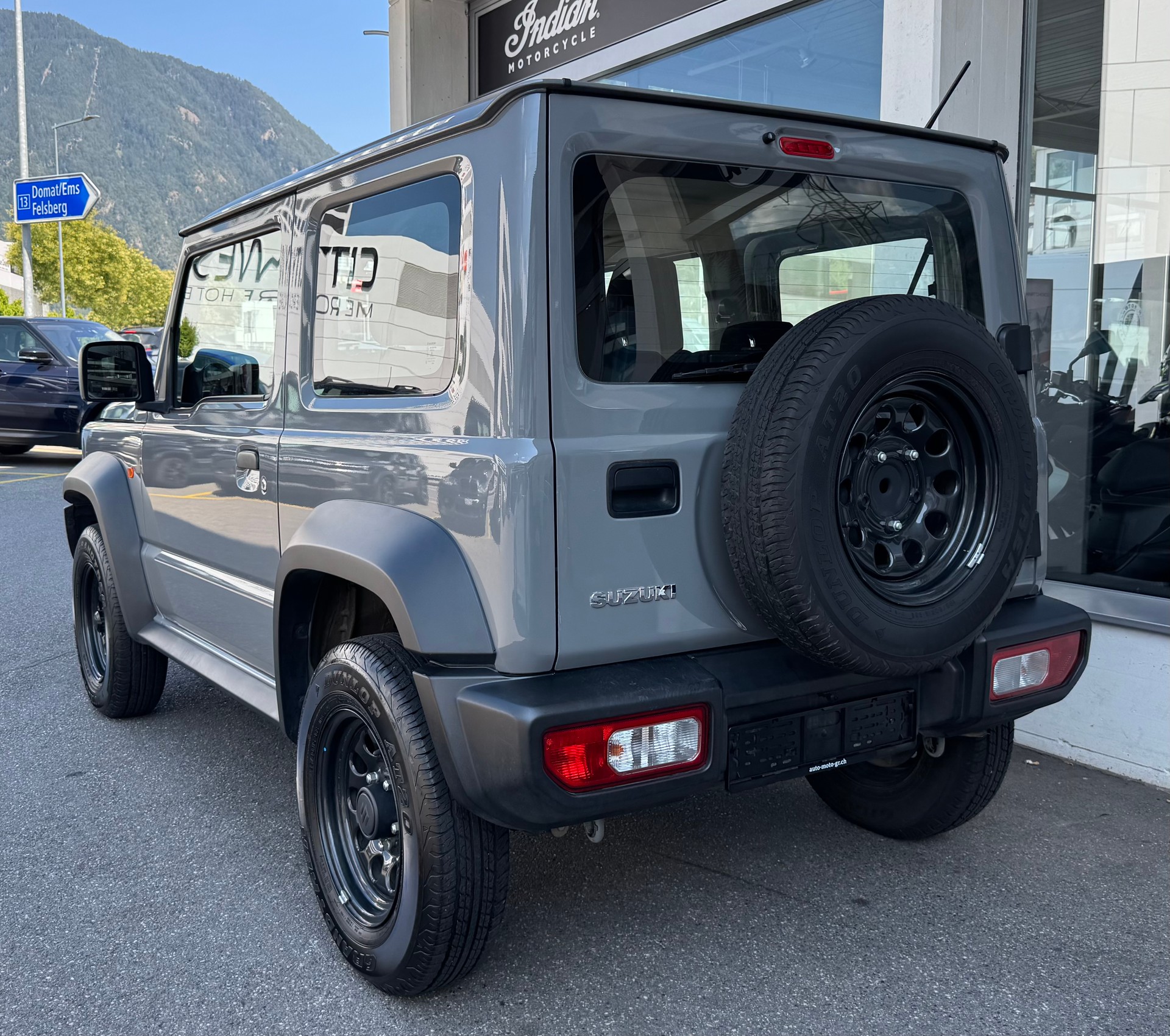 SUZUKI Jimny 1.5 Compact+ 4x4-image-3