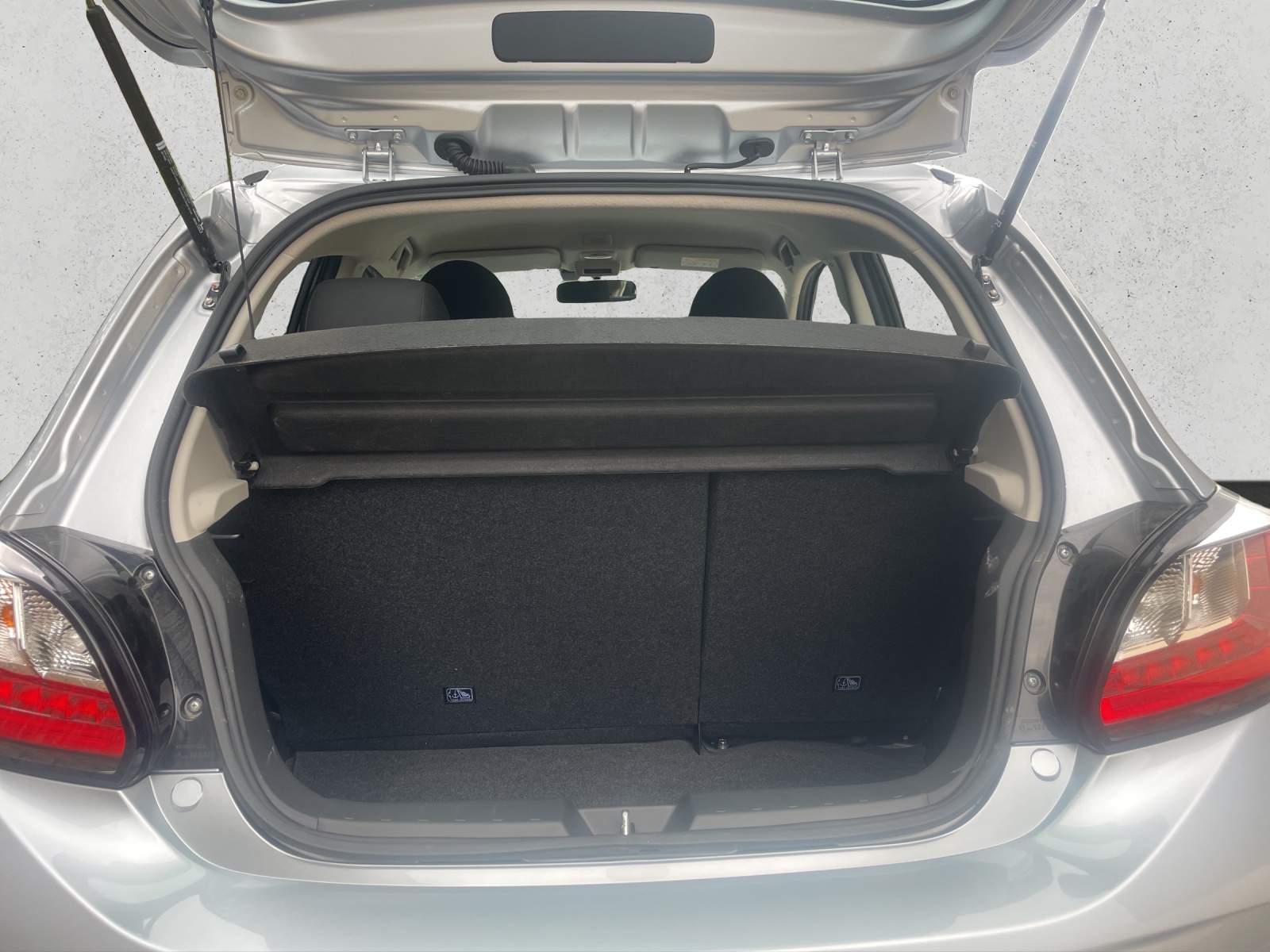 MITSUBISHI Space Star 1.2 MIVEC Value-image-12