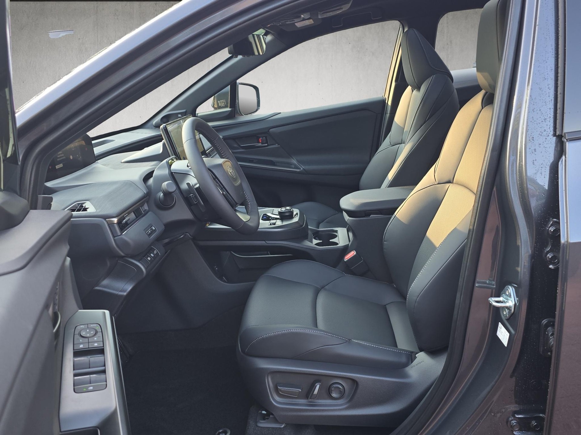 TOYOTA bZ4X Touring Premium AWD-image-8