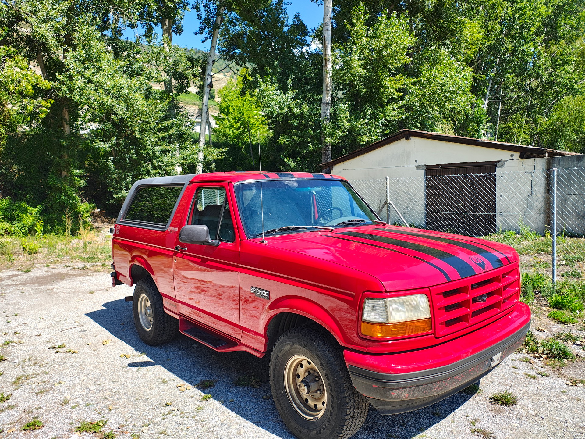 FORD BRONCO-image-2