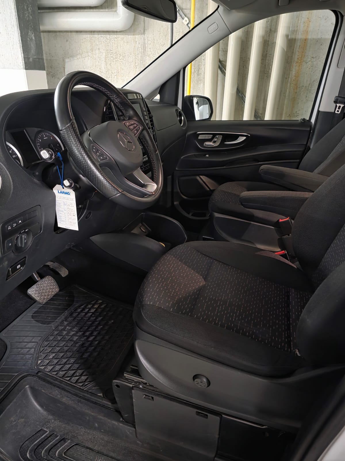 MERCEDES-BENZ Tourer Select 116 CDI 4Matic-image-2