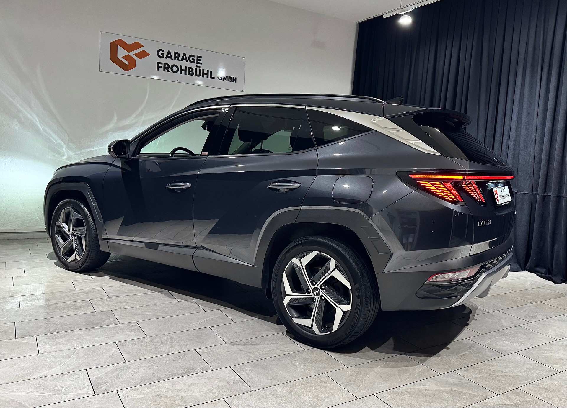 HYUNDAI Tucson 1.6 TGDI HEV Amplia 4WD | 1.Hand | CH |-image-6