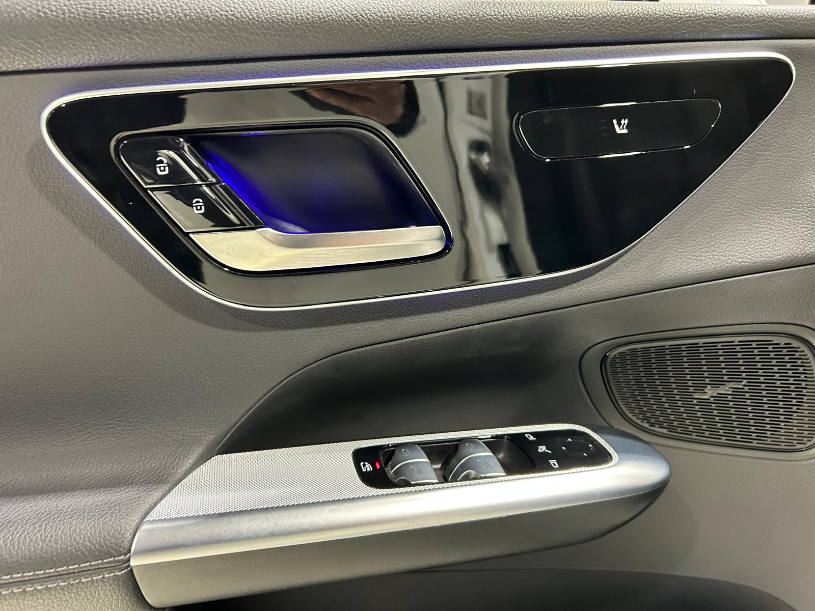 MERCEDES-BENZ GLC 220 d Avantgarde 4matic CH FAHRZEUG-image-17
